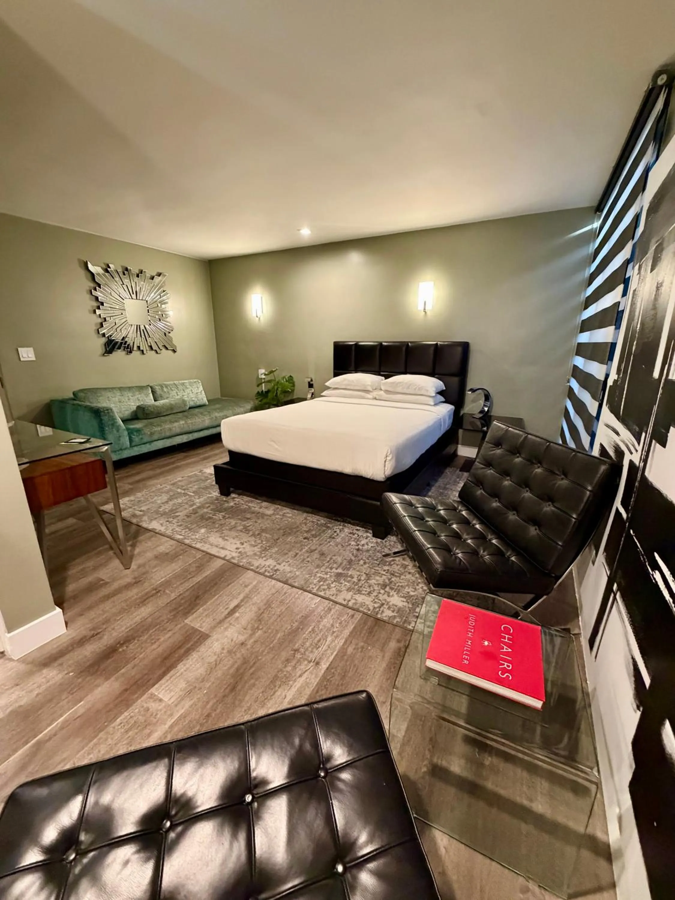 Bed in Park Plaza Lodge