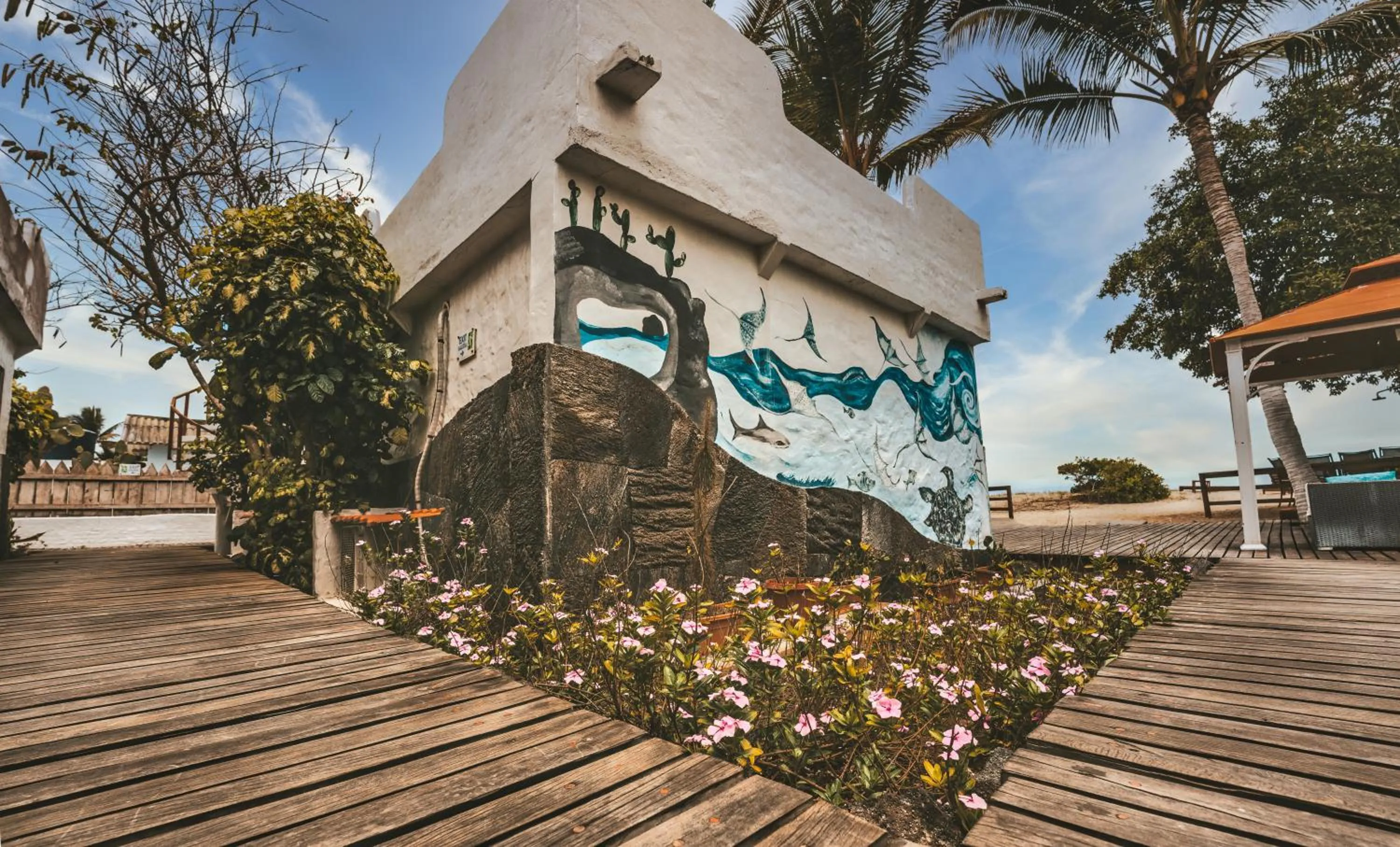 Property building in Hotel Isamar Galapagos Beachfront