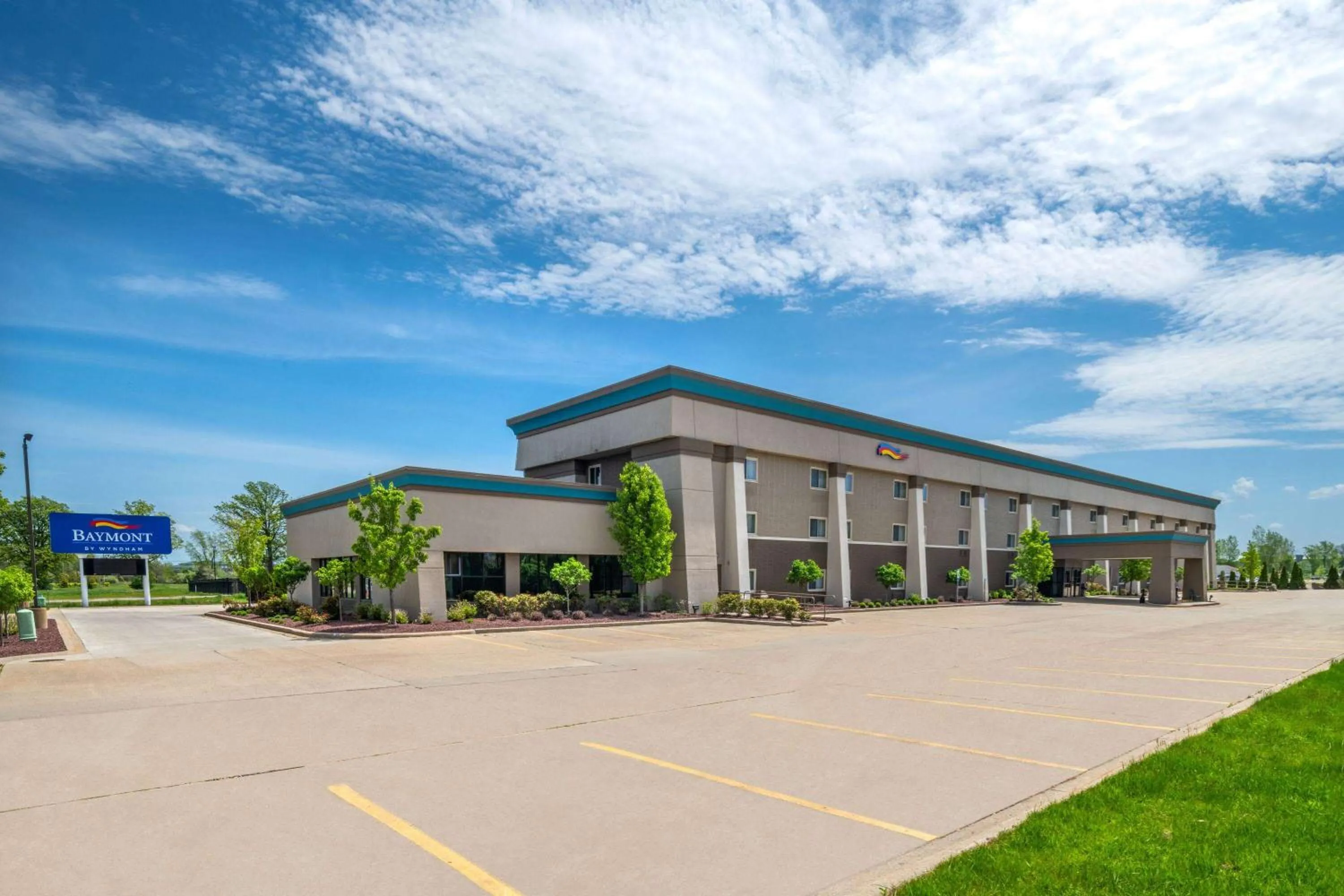 Property building in Baymont by Wyndham Mt. Pleasant