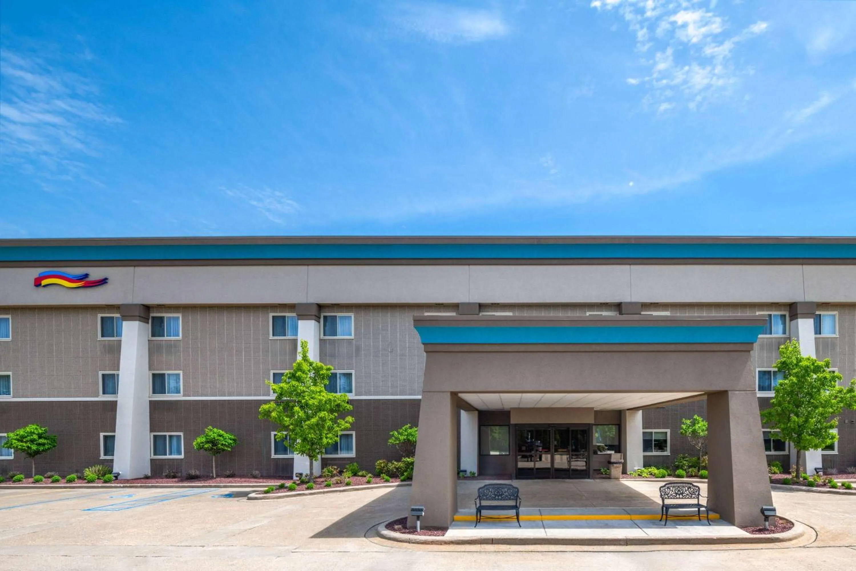 Property building in Baymont by Wyndham Mt. Pleasant