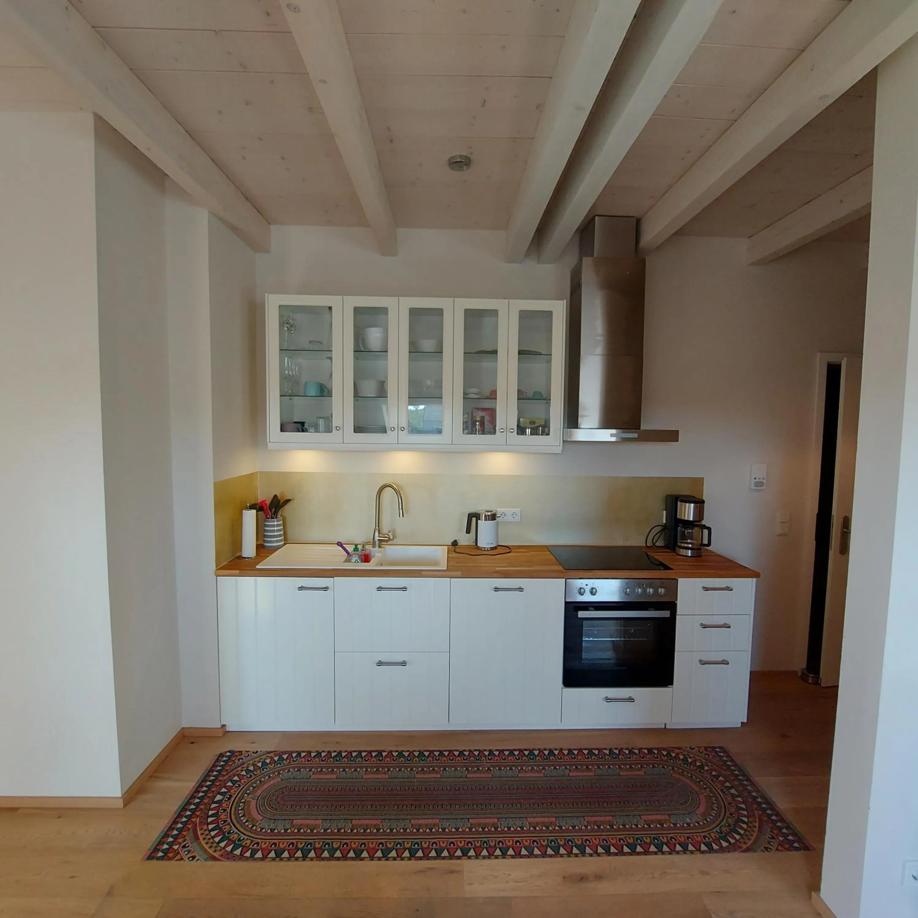 Kitchen or kitchenette in Boardinghouse Neumarkt Alte Schule