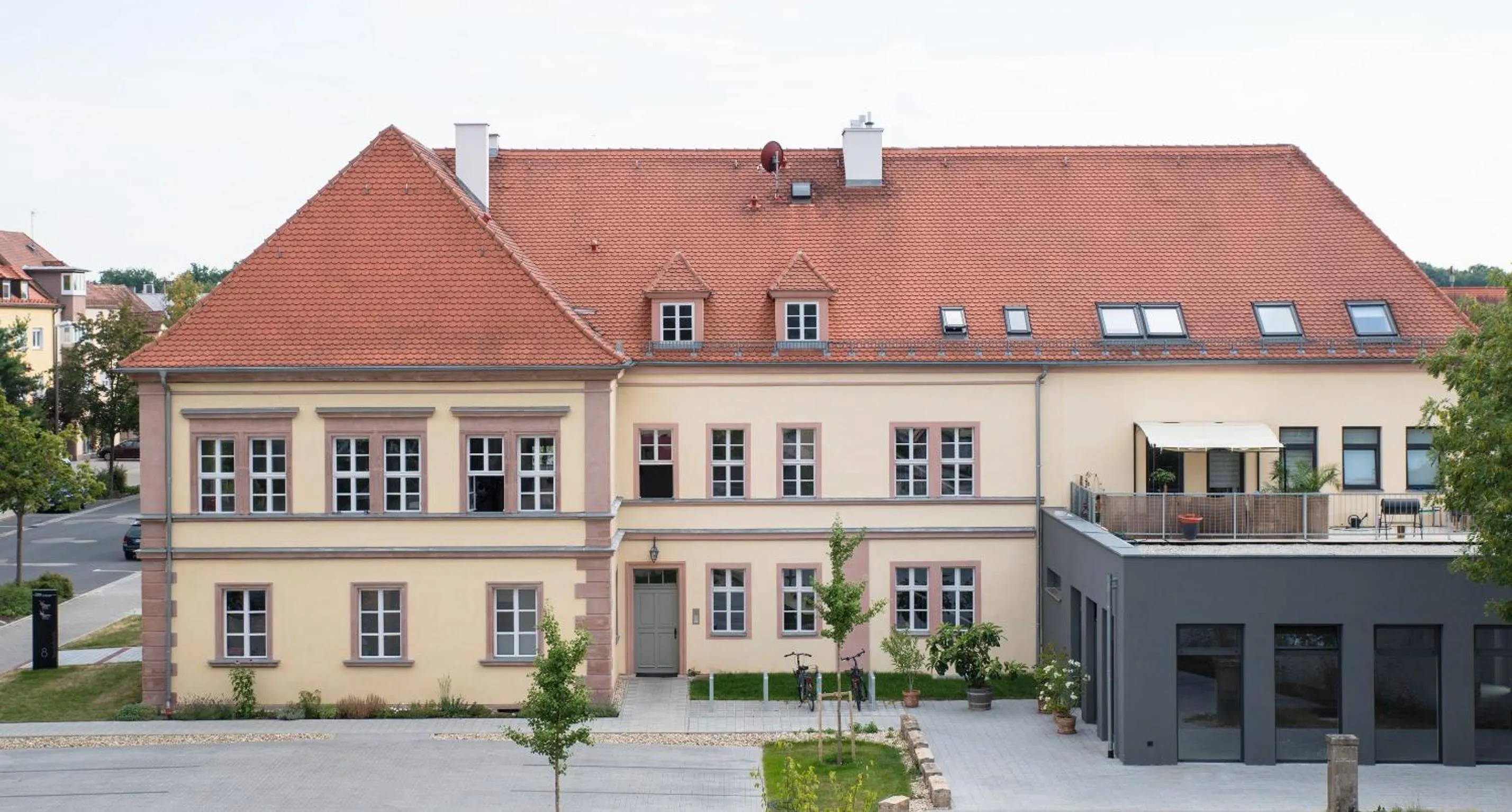 Property building in Boardinghouse Neumarkt Alte Schule