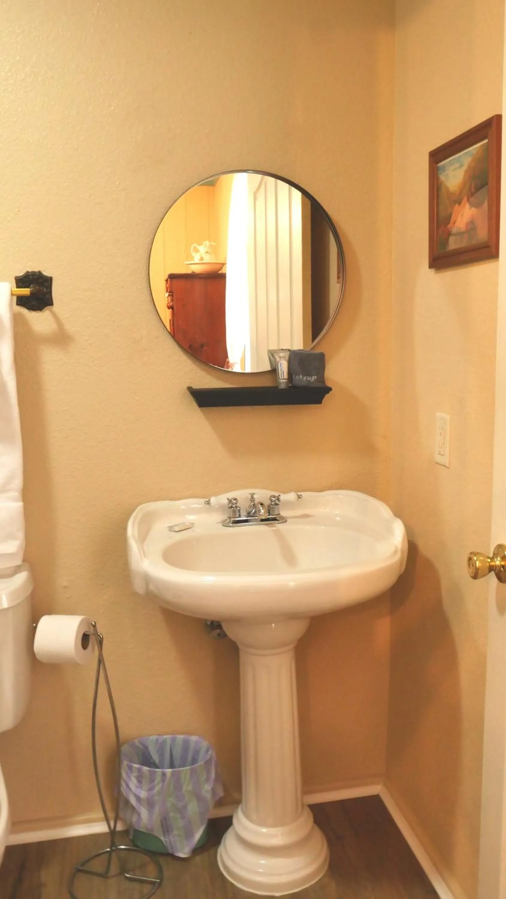 Bathroom in Tombstone Bordello Bed & Breakfast