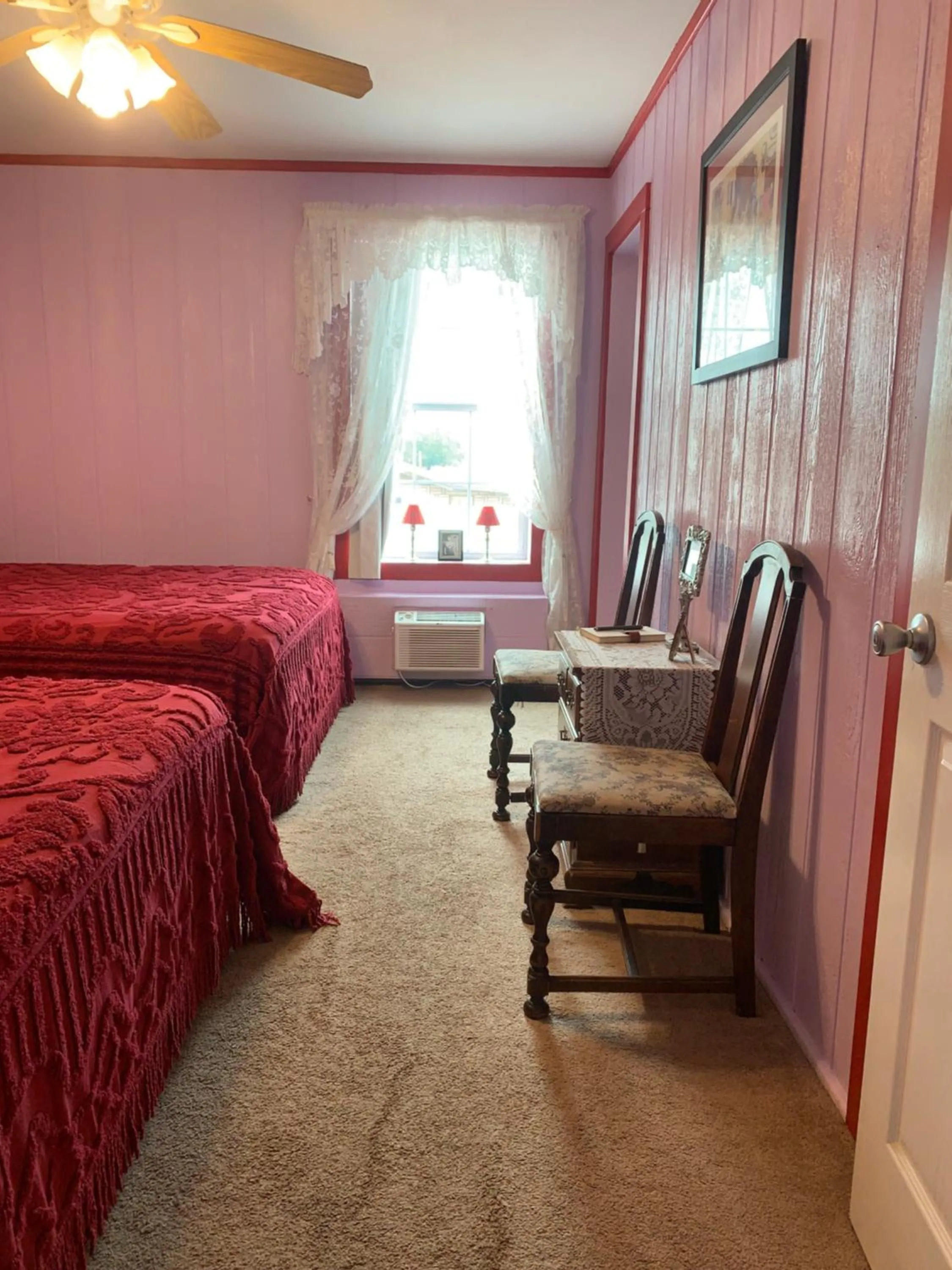 Bed in Tombstone Bordello Bed & Breakfast