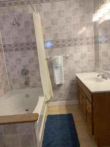 Bathroom in Tombstone Bordello Bed & Breakfast