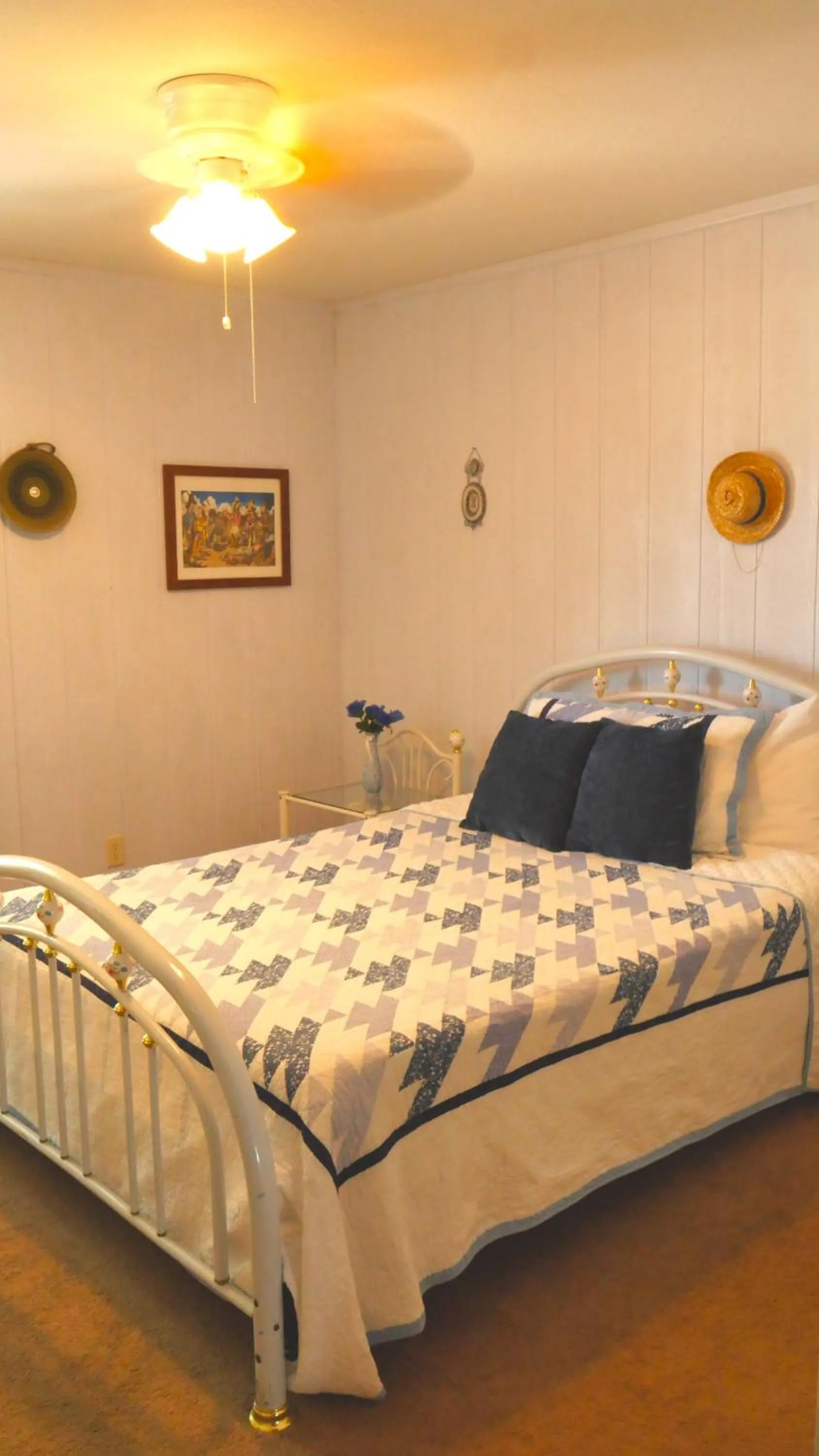 Bed in Tombstone Bordello Bed & Breakfast