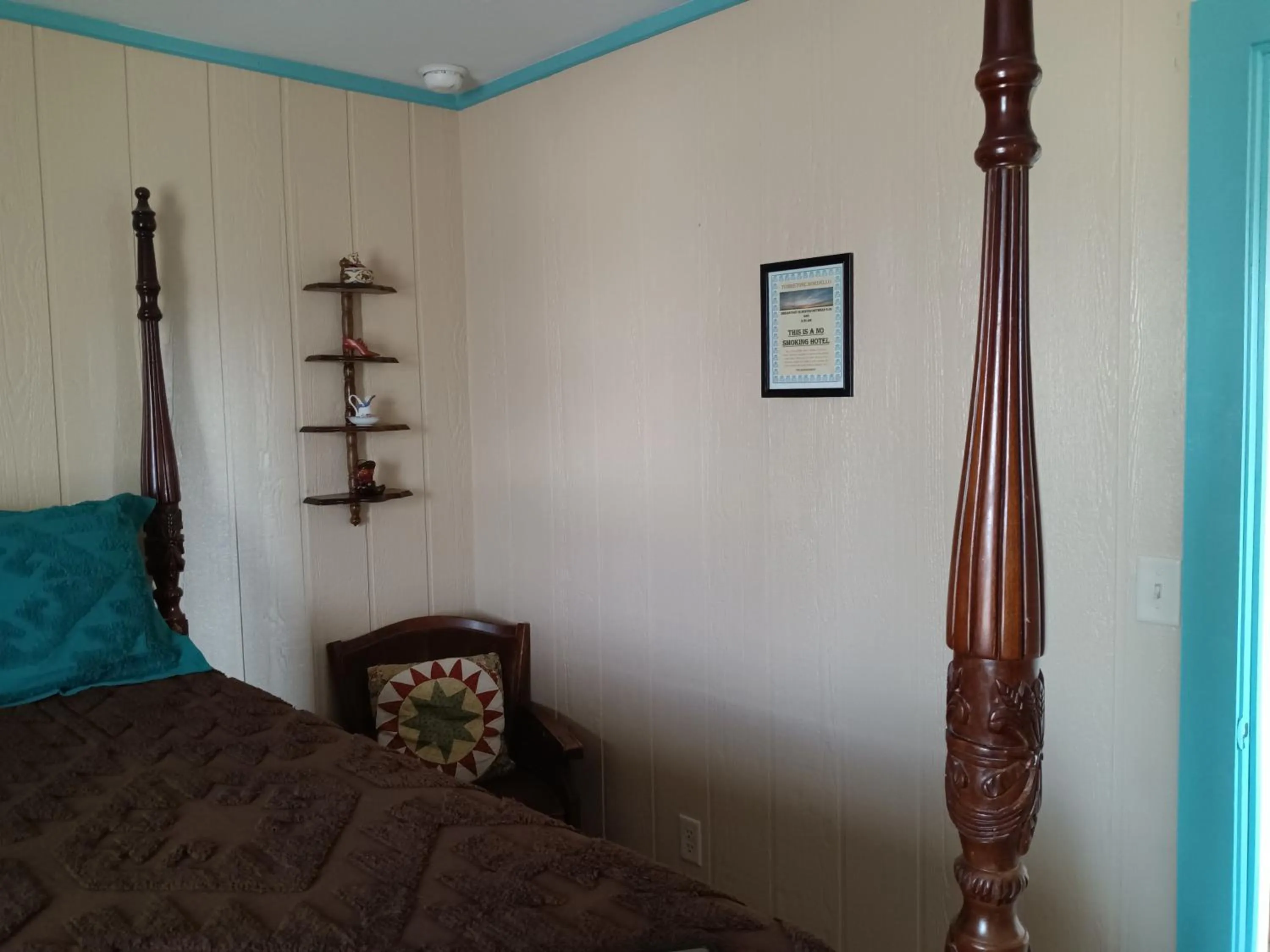 Bedroom, Bed in Tombstone Bordello Bed & Breakfast