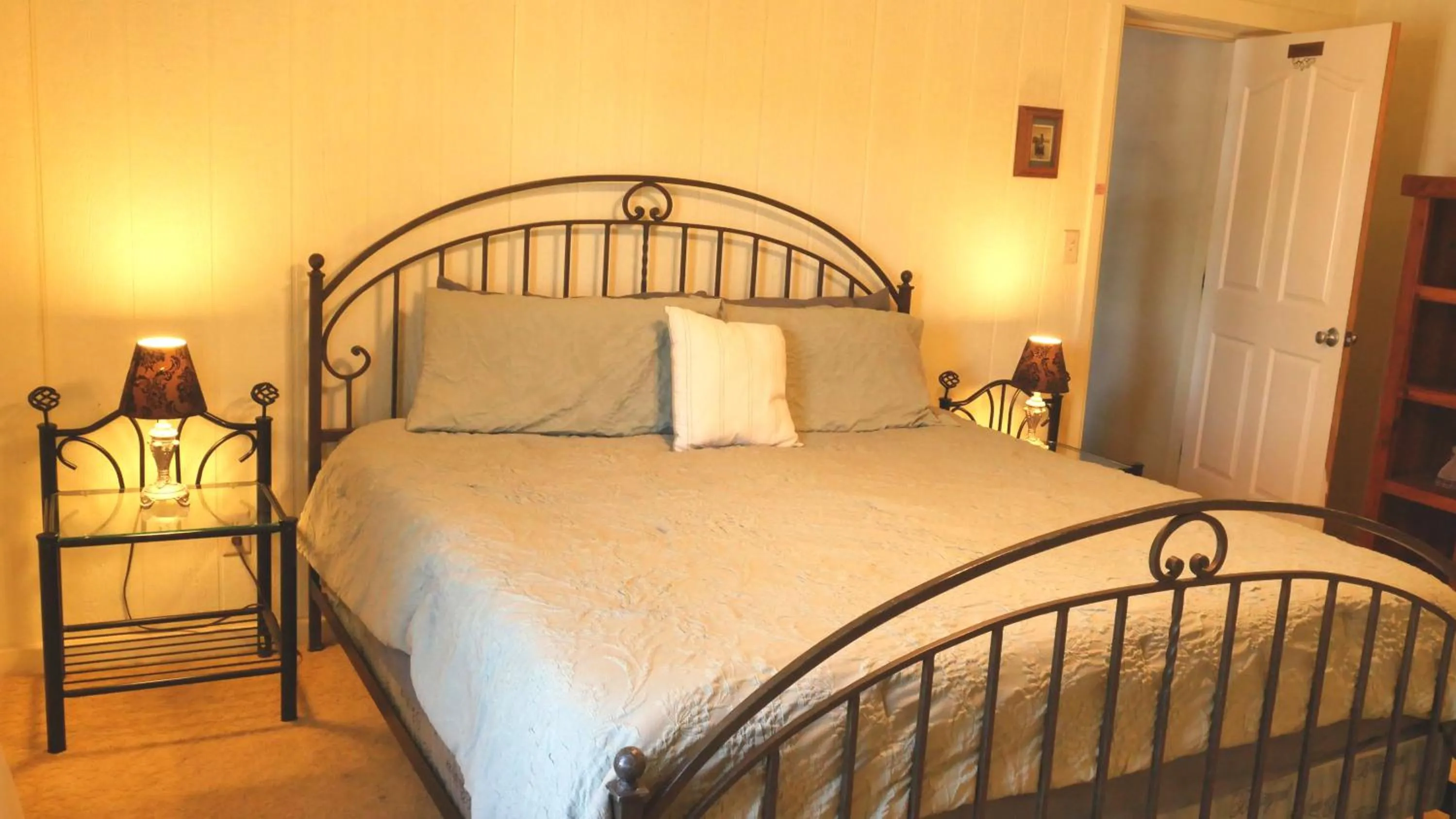 Bed in Tombstone Bordello Bed & Breakfast