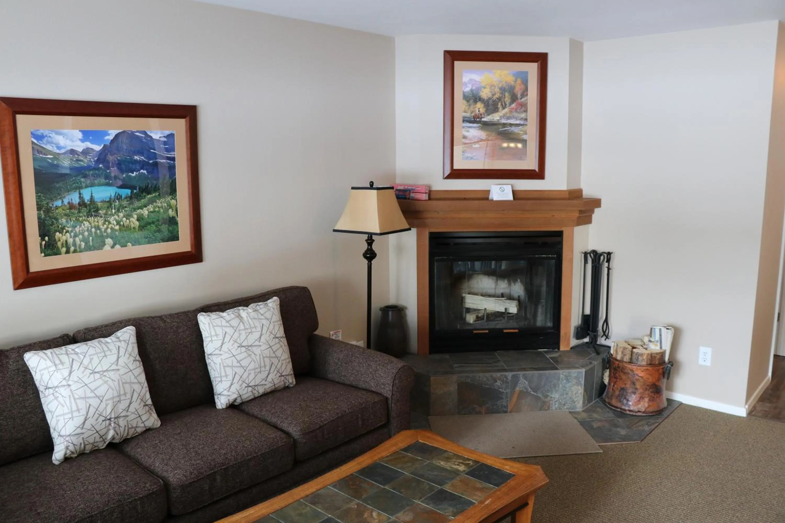 Living room in Meadow Lake Resort & Condos