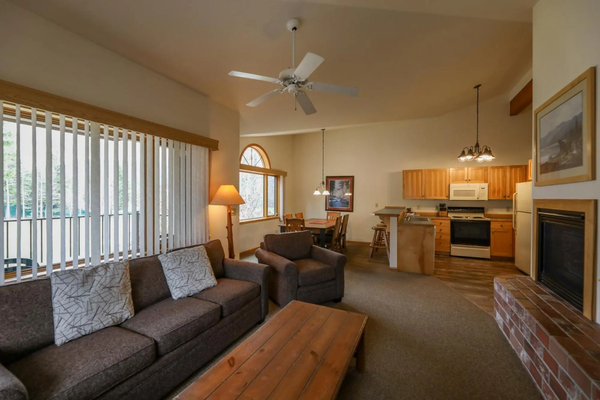 Living room in Meadow Lake Resort & Condos