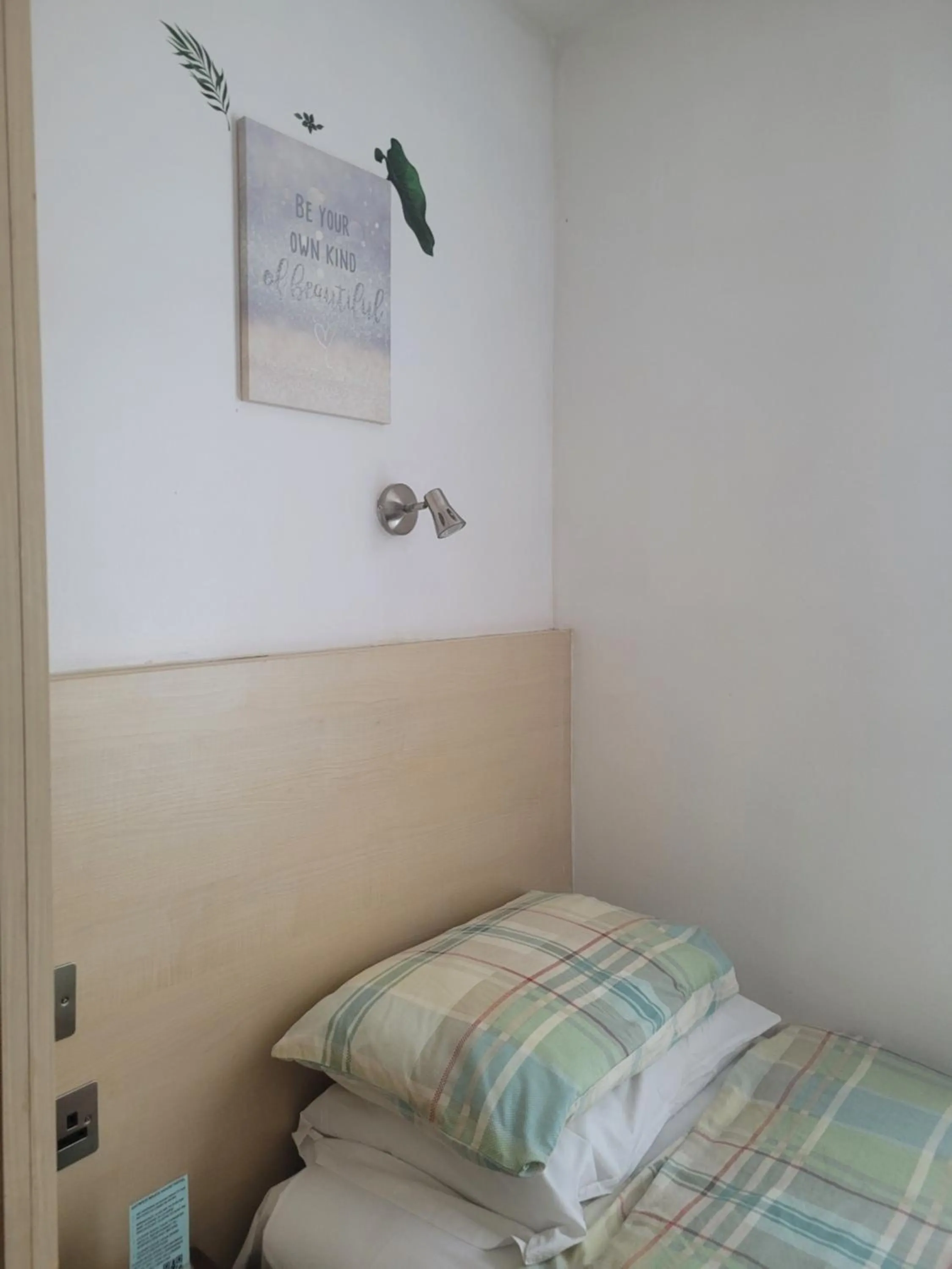 Decorative detail, Bed in The Gatwick White House Hotel