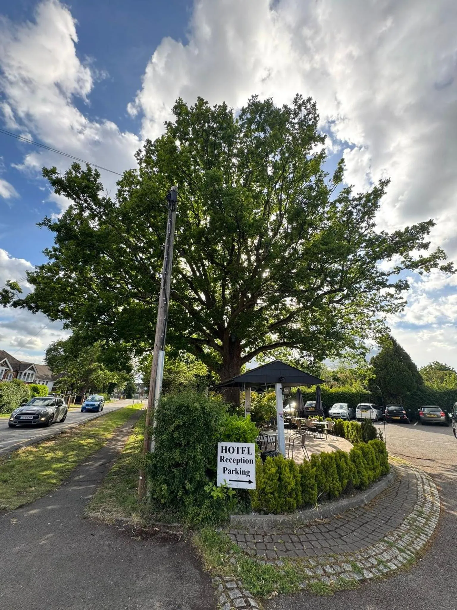 Garden in The Gatwick White House Hotel
