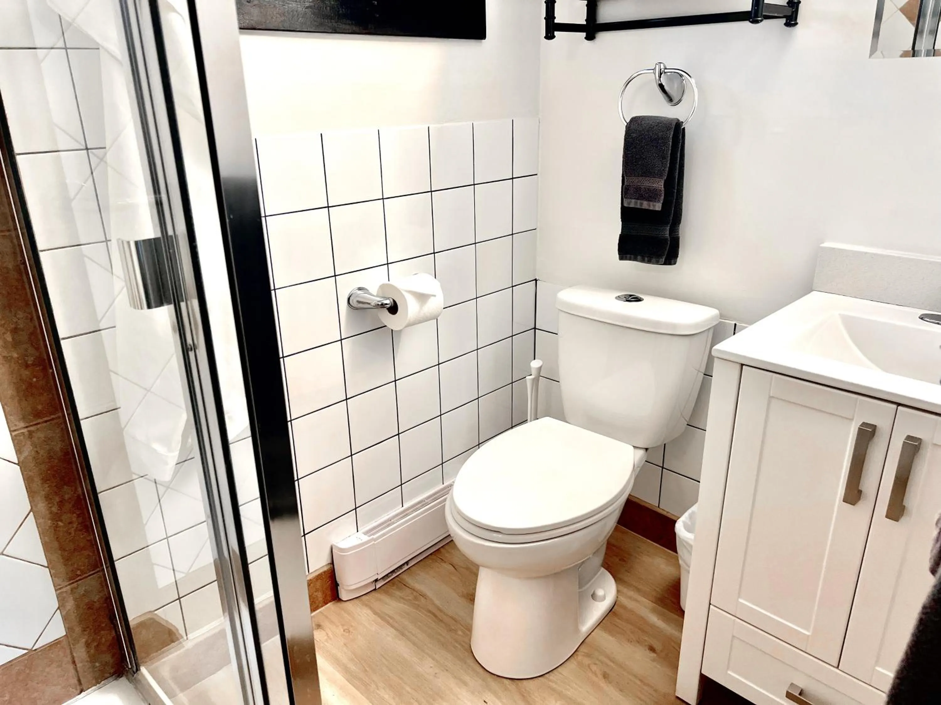 Shower in Peachland Beach Resort