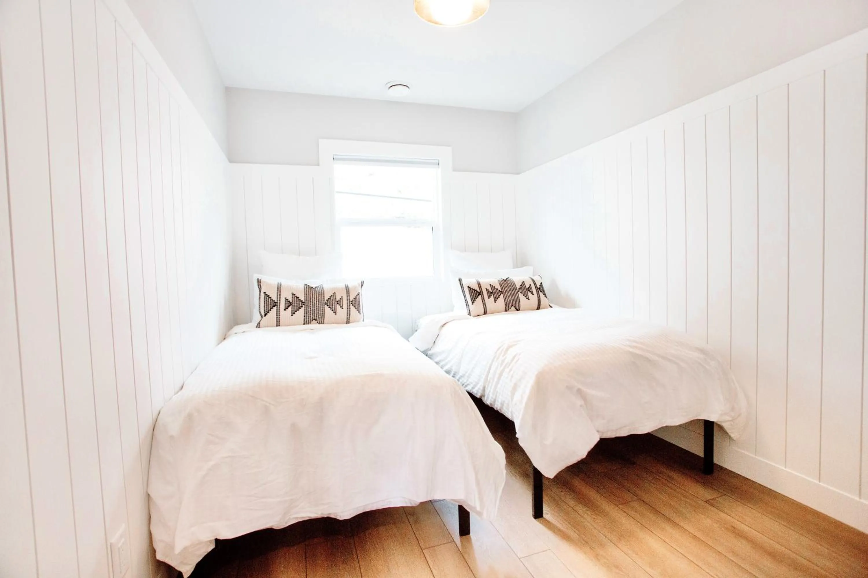 Bed in Peachland Beach Resort