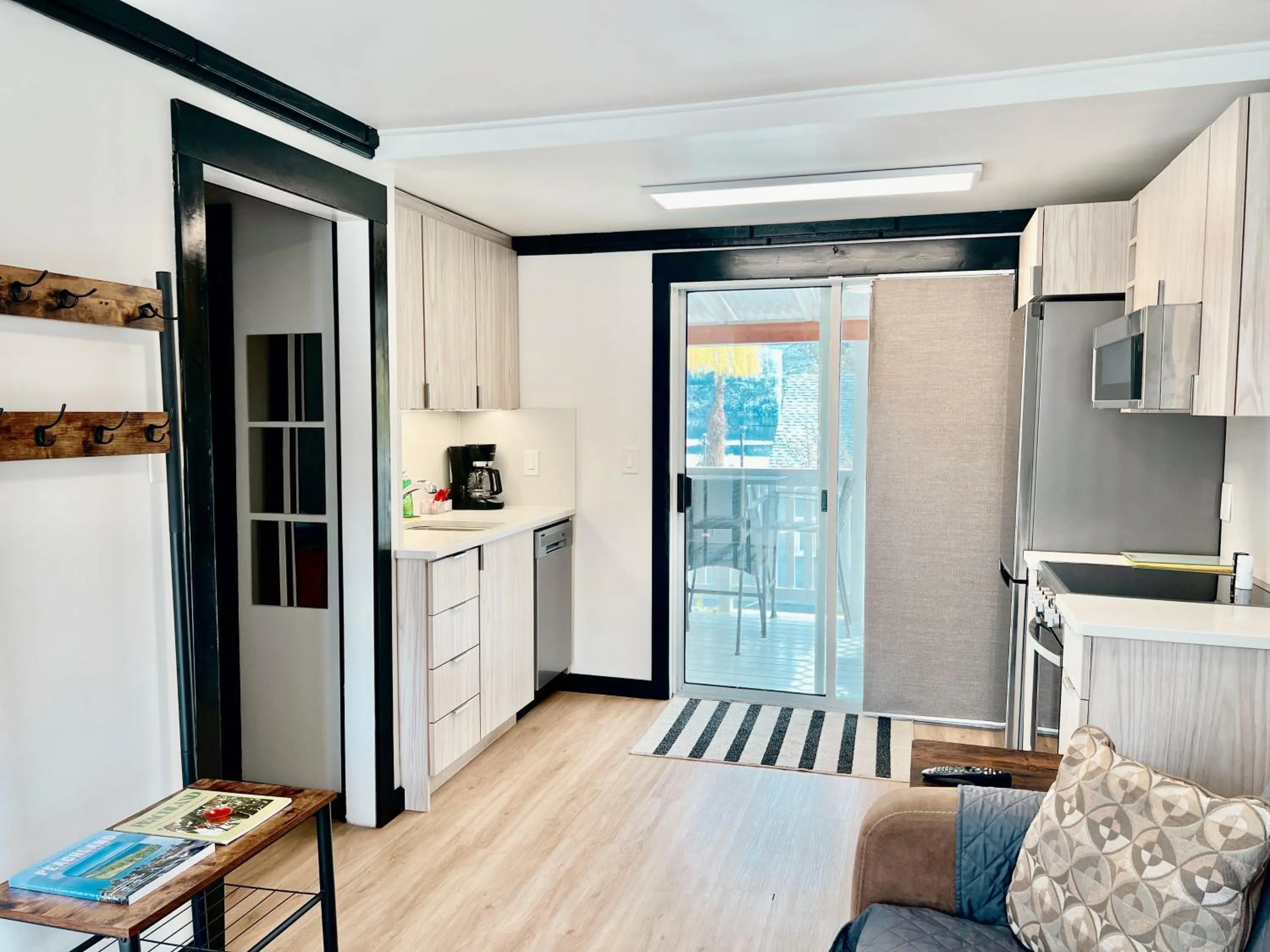 kitchen in Peachland Beach Resort