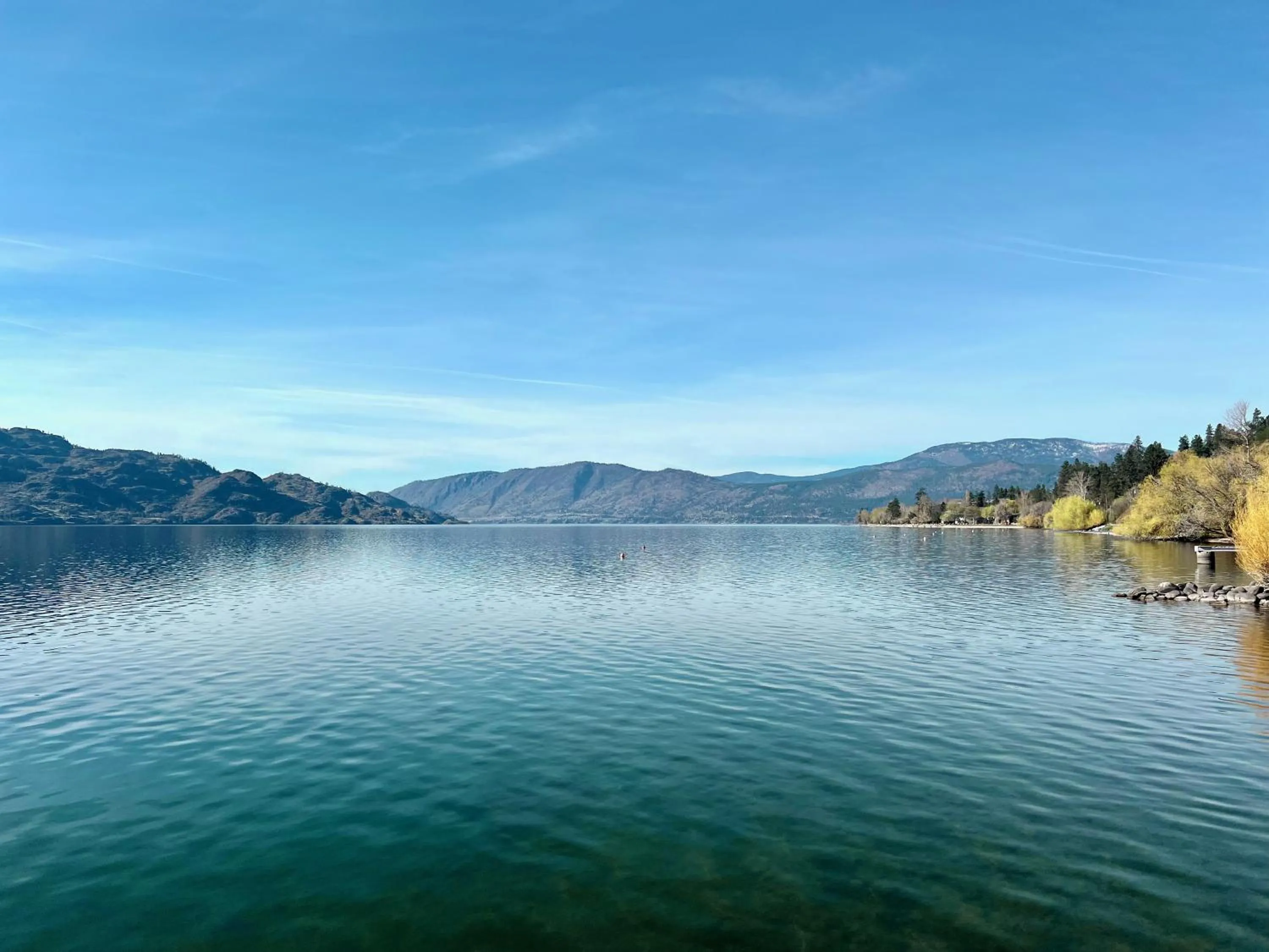 Lake view in Peachland Beach Resort