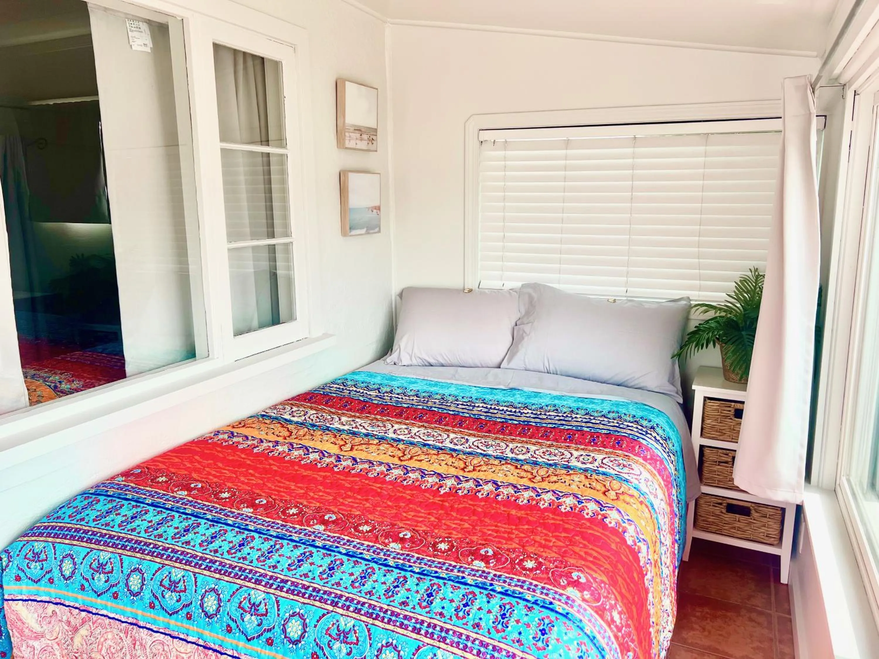 Bed in Peachland Beach Resort