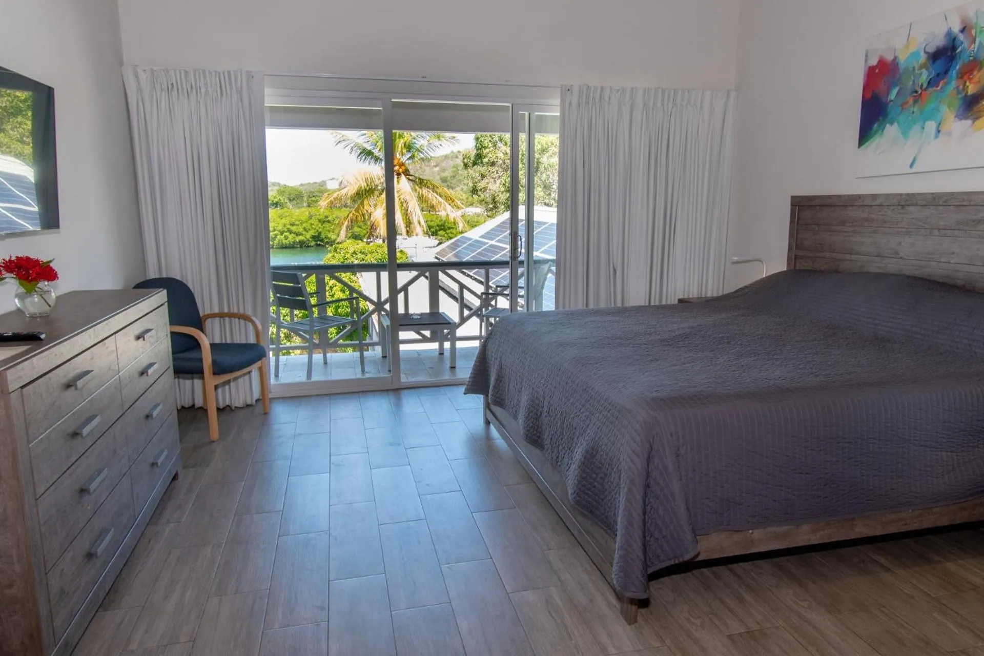 Bedroom, Bed in The Moxy