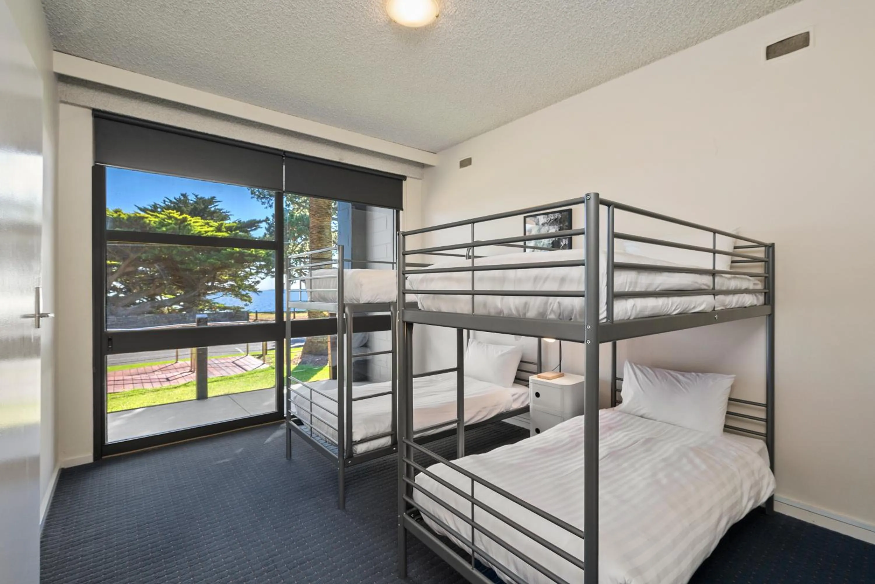 Bedroom, Bed in North Pier Hotel