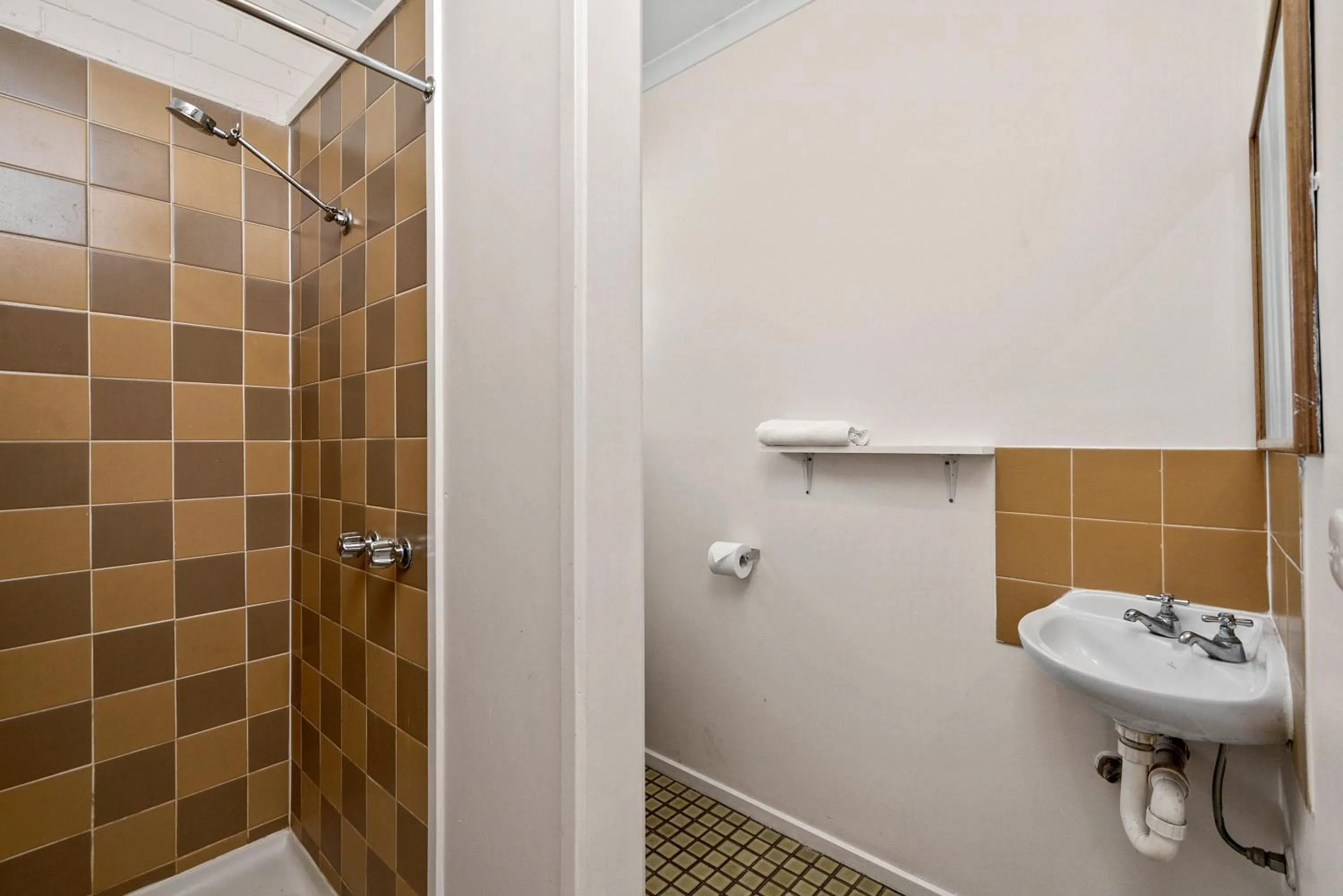 Bathroom in North Pier Hotel