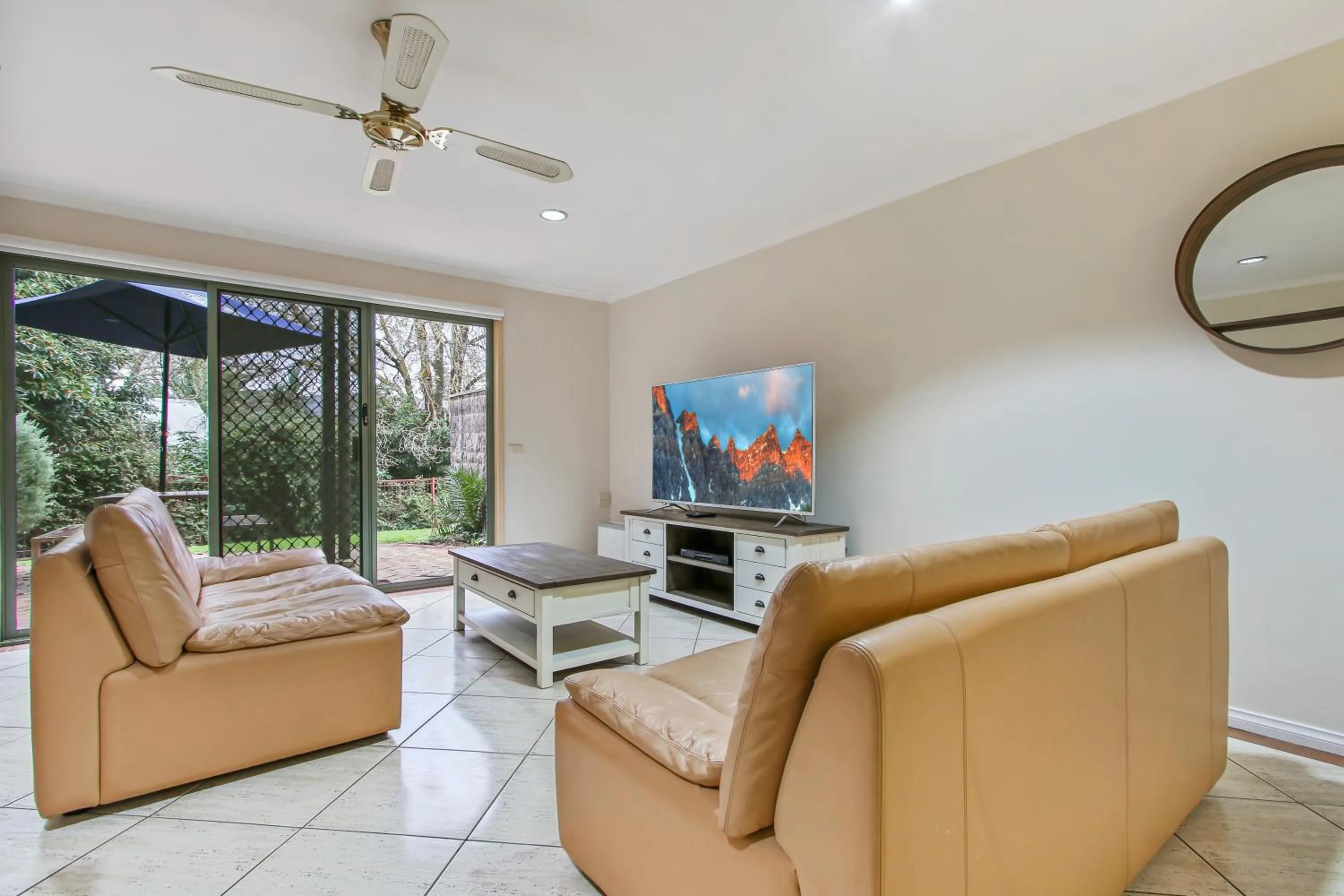 Living room in North Pier Hotel