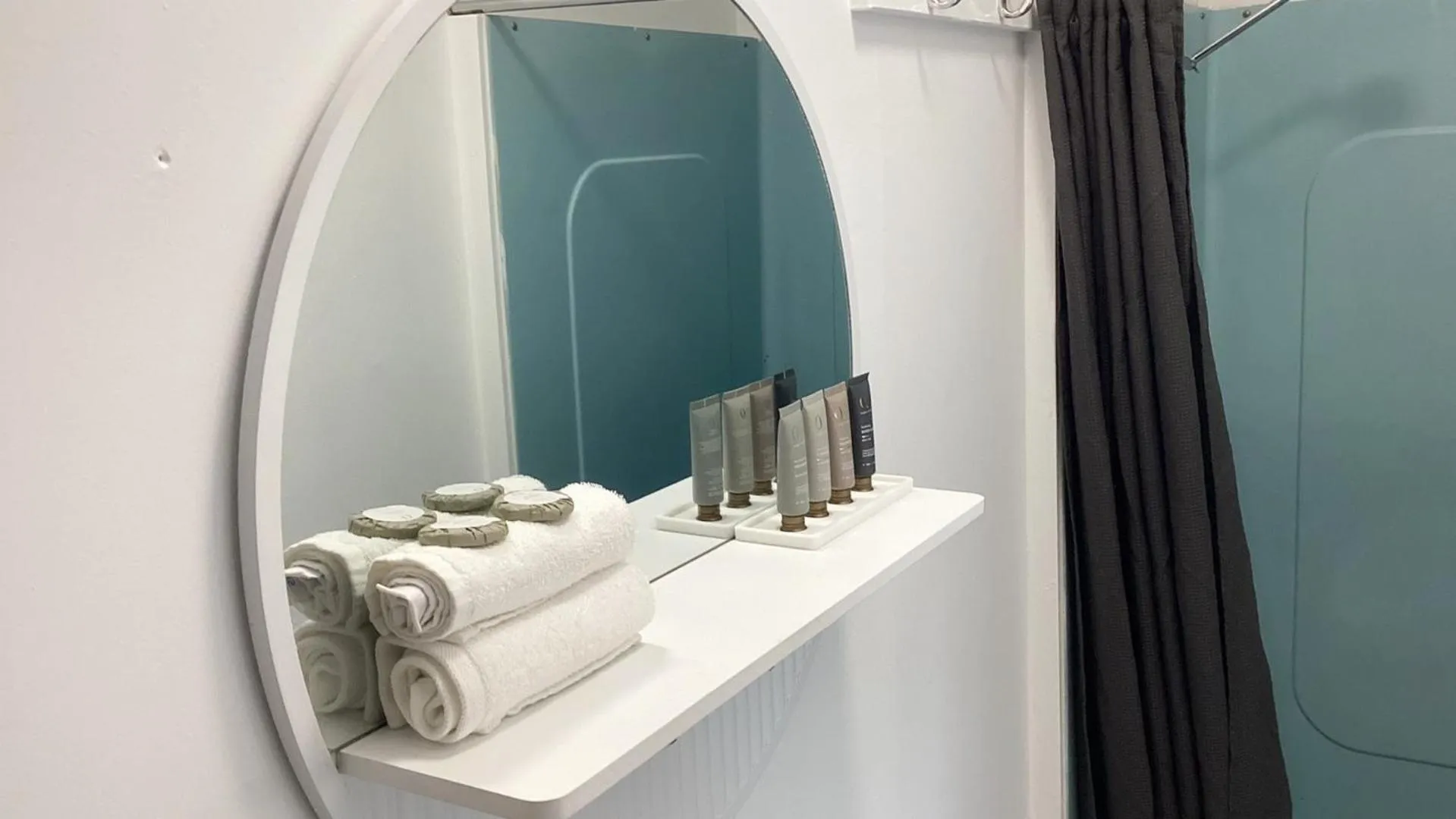 Bathroom in North Pier Hotel