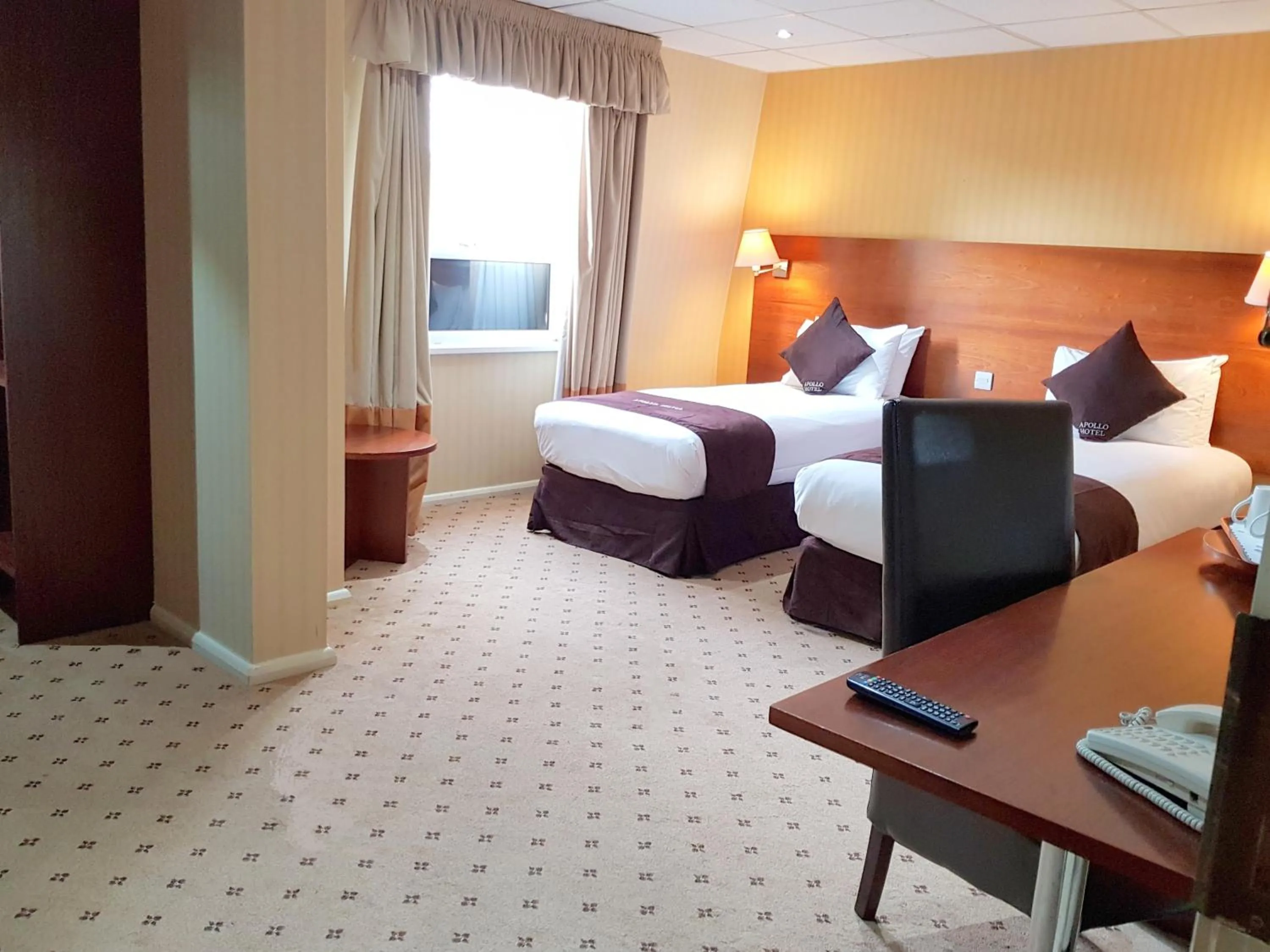 Bedroom, Bed in Apollo Hotel