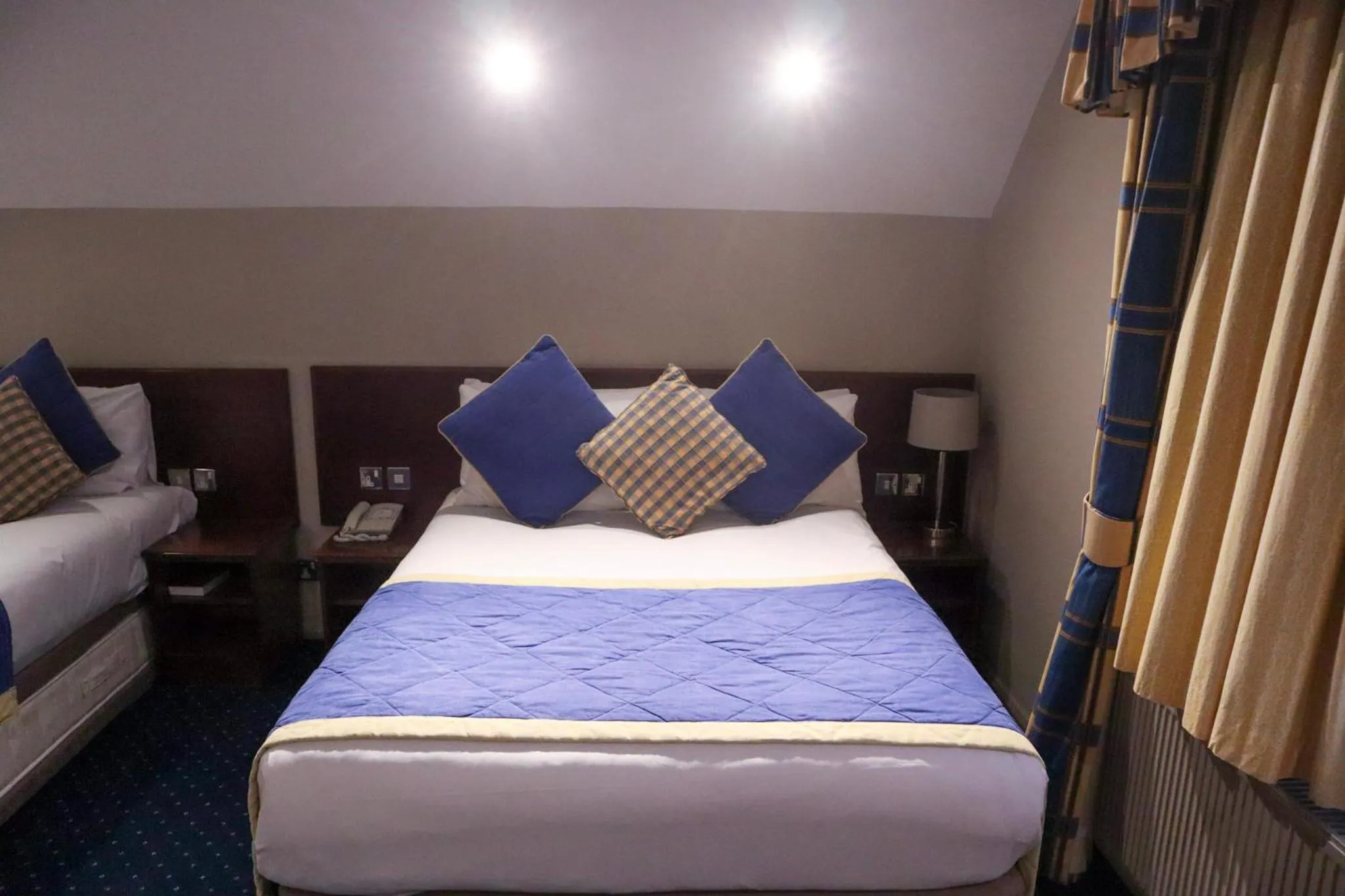 Bed in The George Hotel