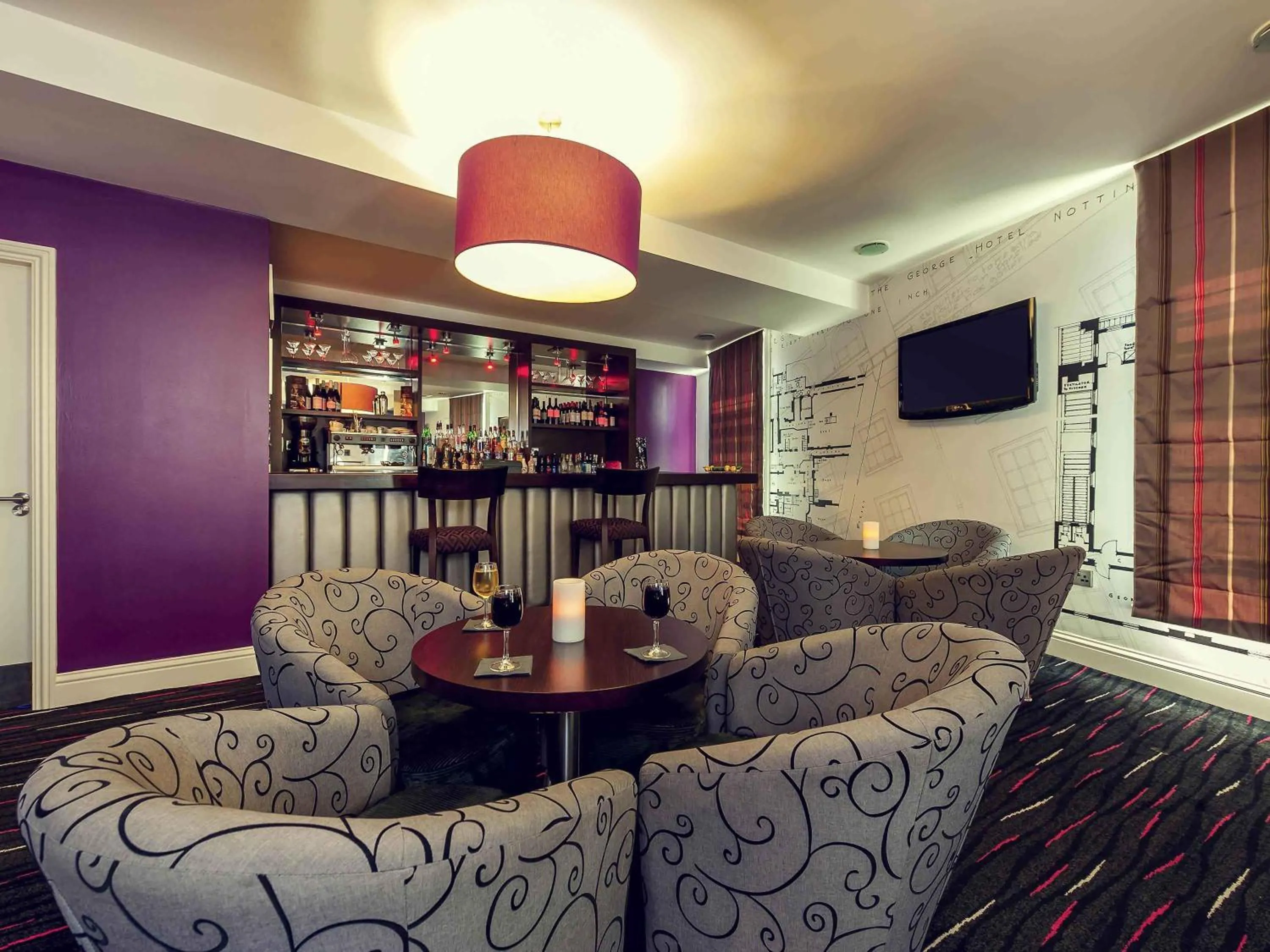 Lounge or bar in Mercure Nottingham City Centre Hotel