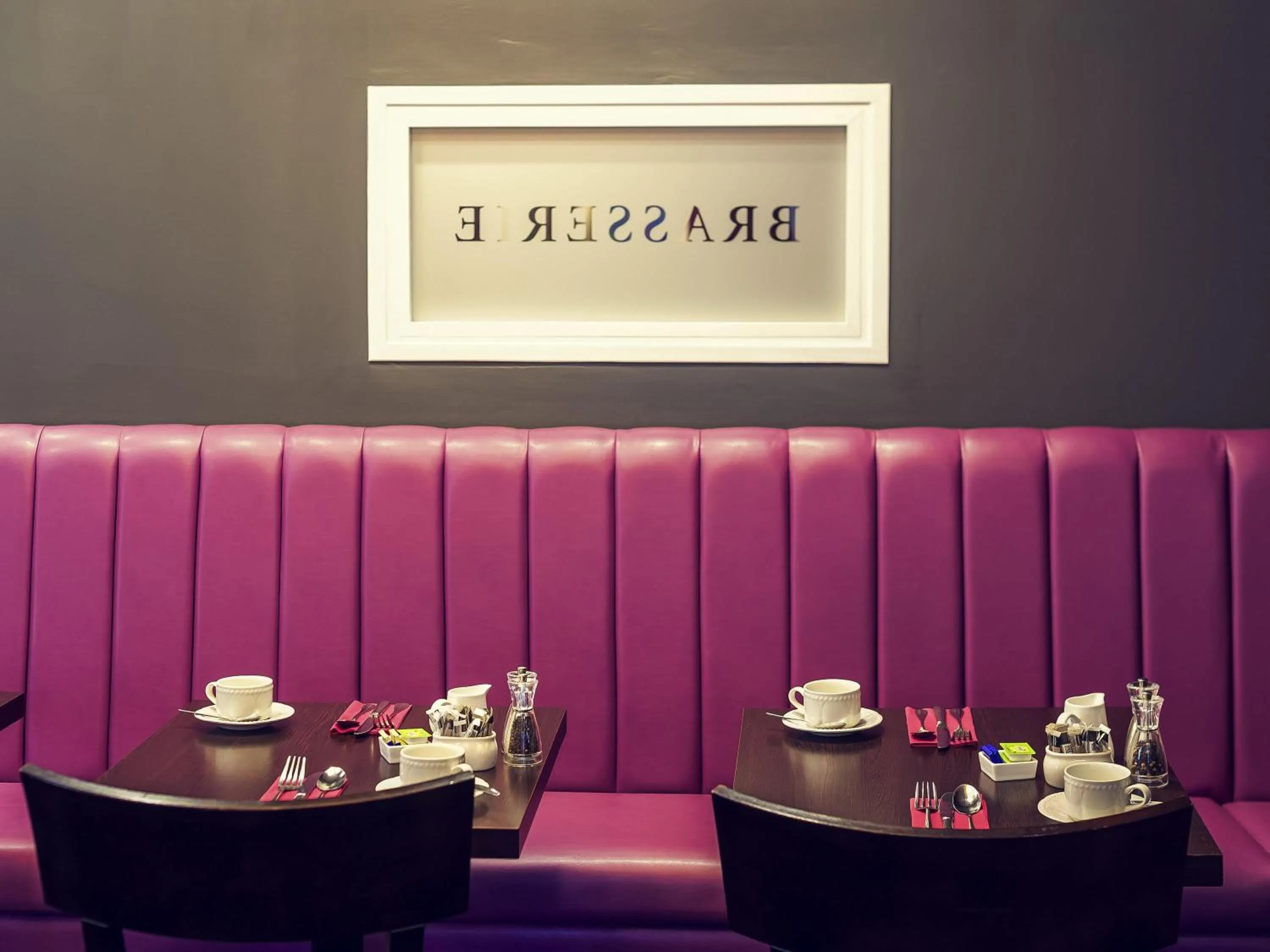 Restaurant/places to eat in Mercure Nottingham City Centre Hotel