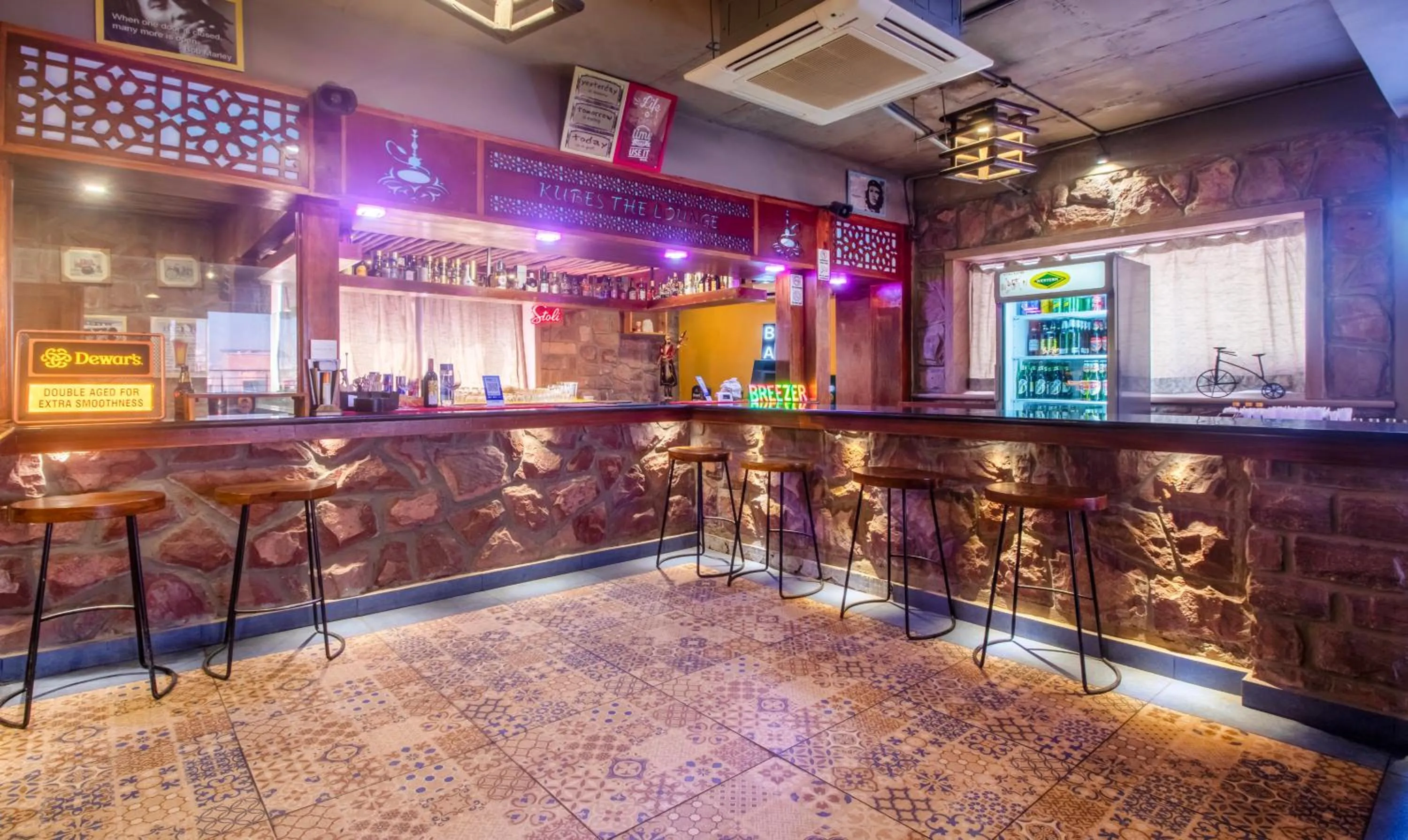 Lounge or bar in Treebo Megh Niwas, 2 Km From Umaid Bhawan Palace