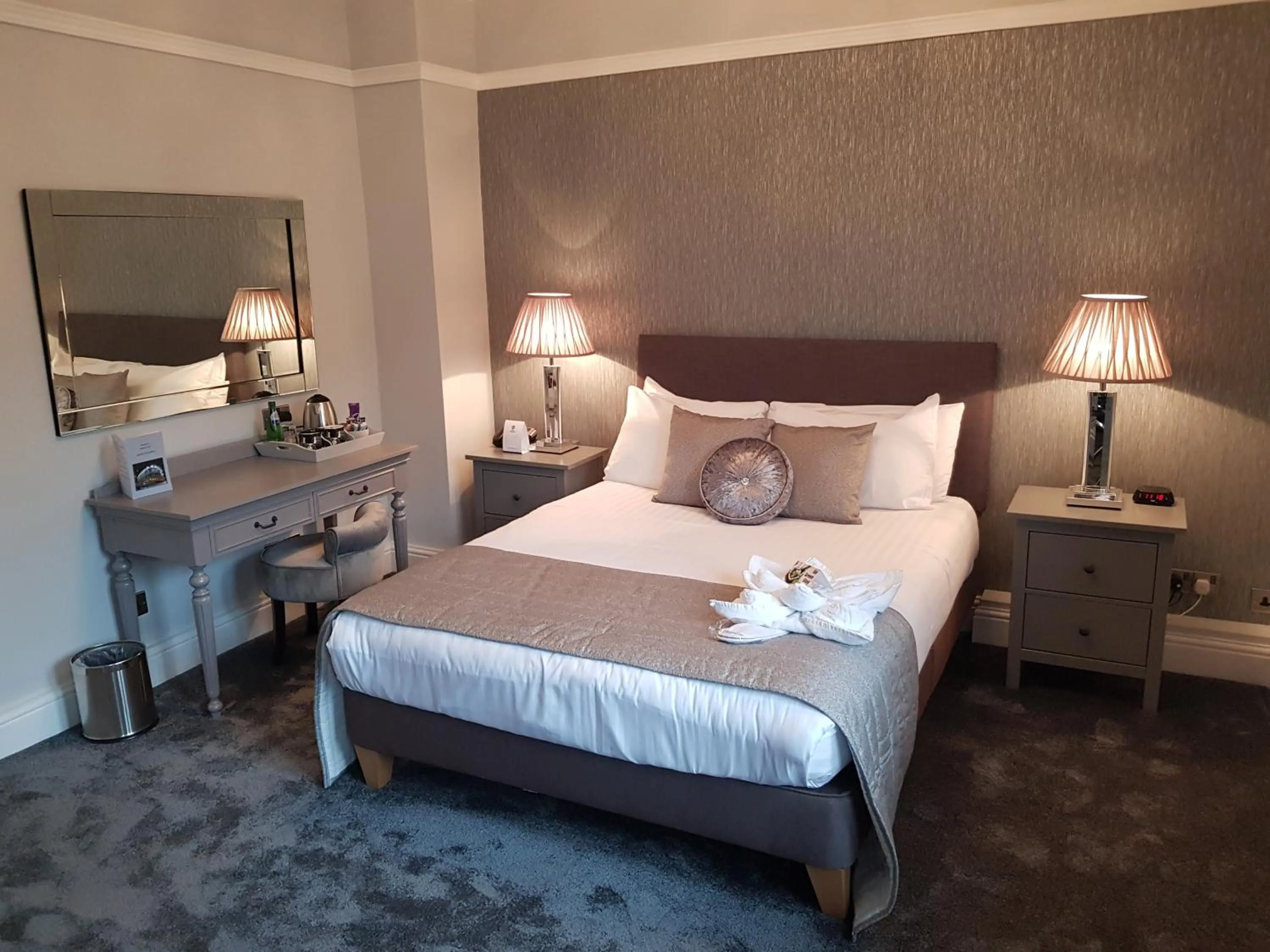 Bed in Best Western Stoke on Trent City Centre Hotel