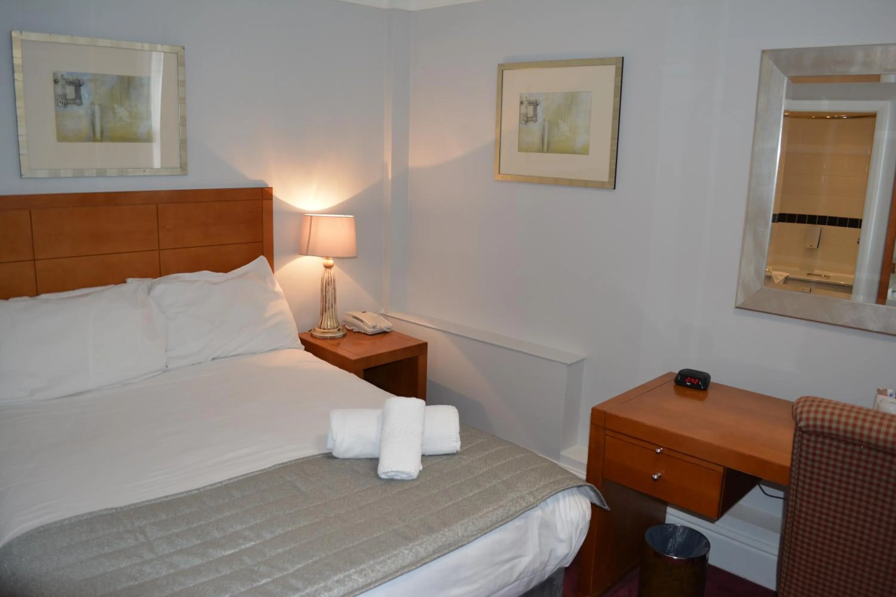 Bed in Best Western Stoke on Trent City Centre Hotel