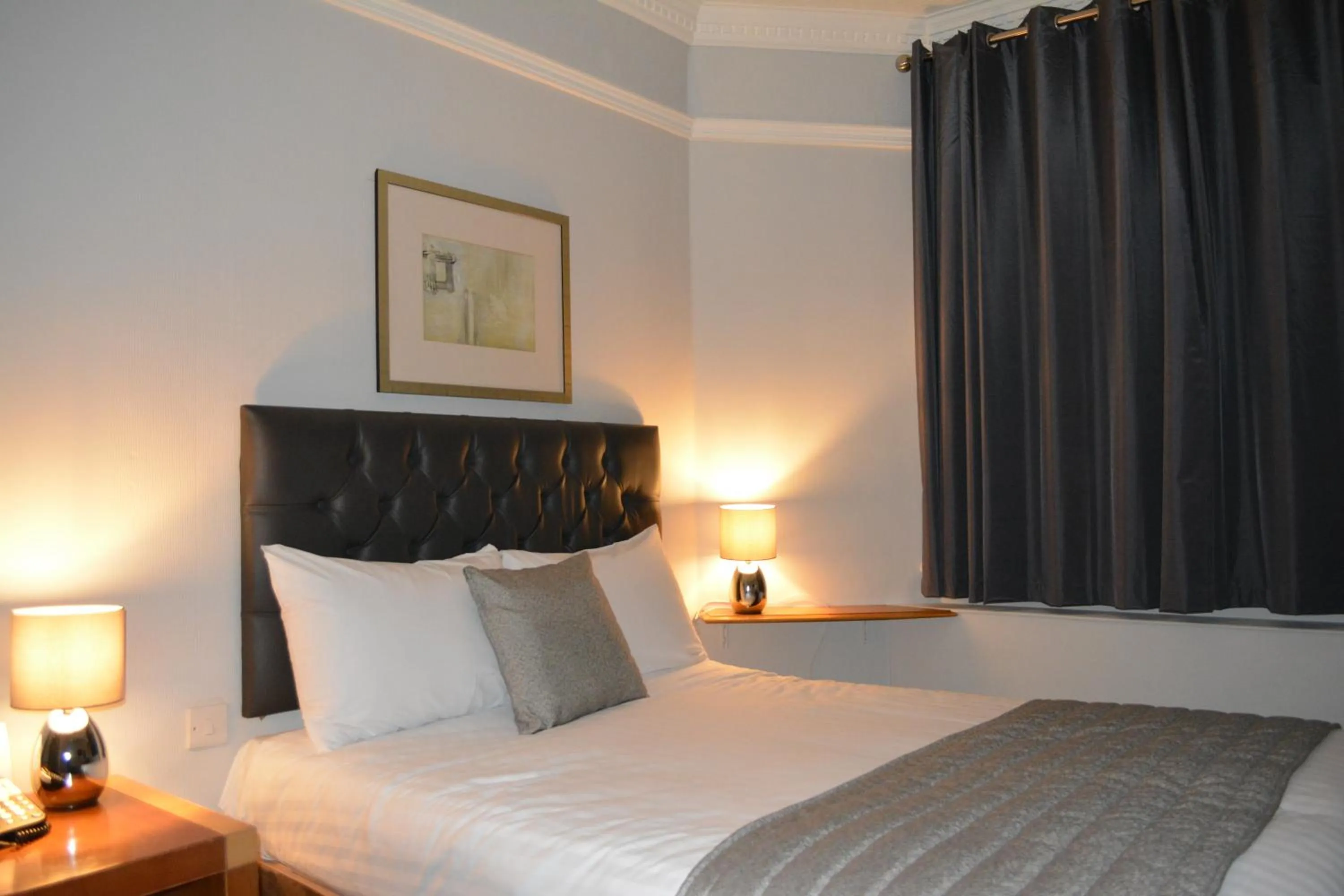 Bed in Best Western Stoke on Trent City Centre Hotel