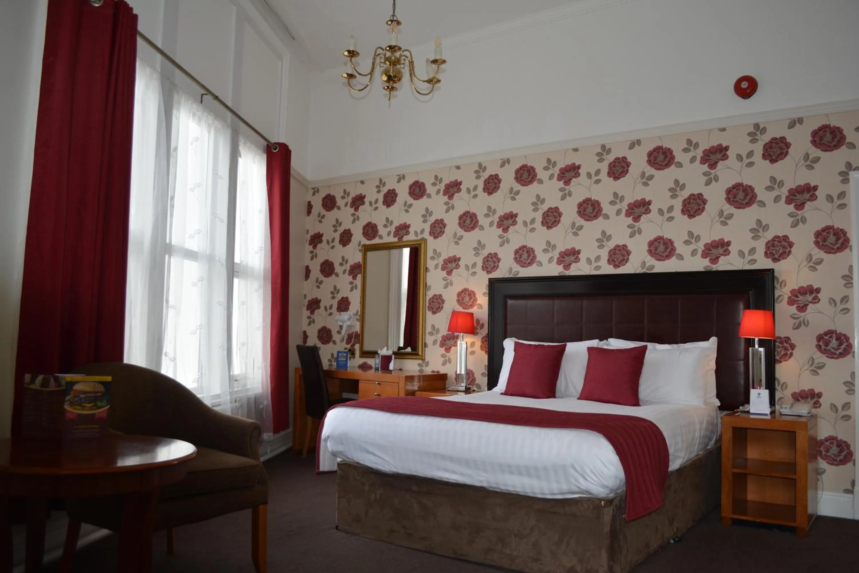 Bed in Best Western Stoke on Trent City Centre Hotel
