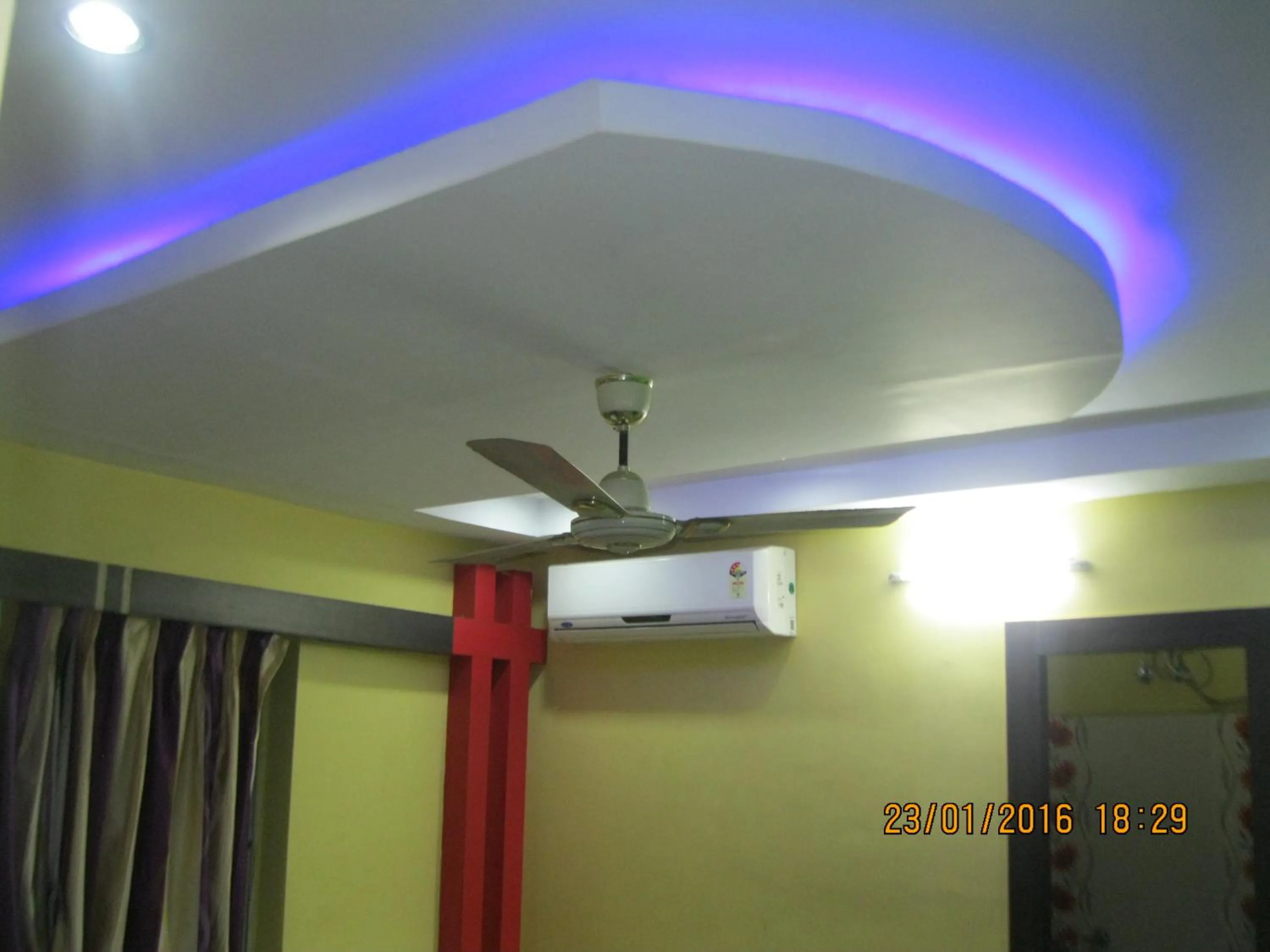 Area and facilities in Hotel Srikrishna International