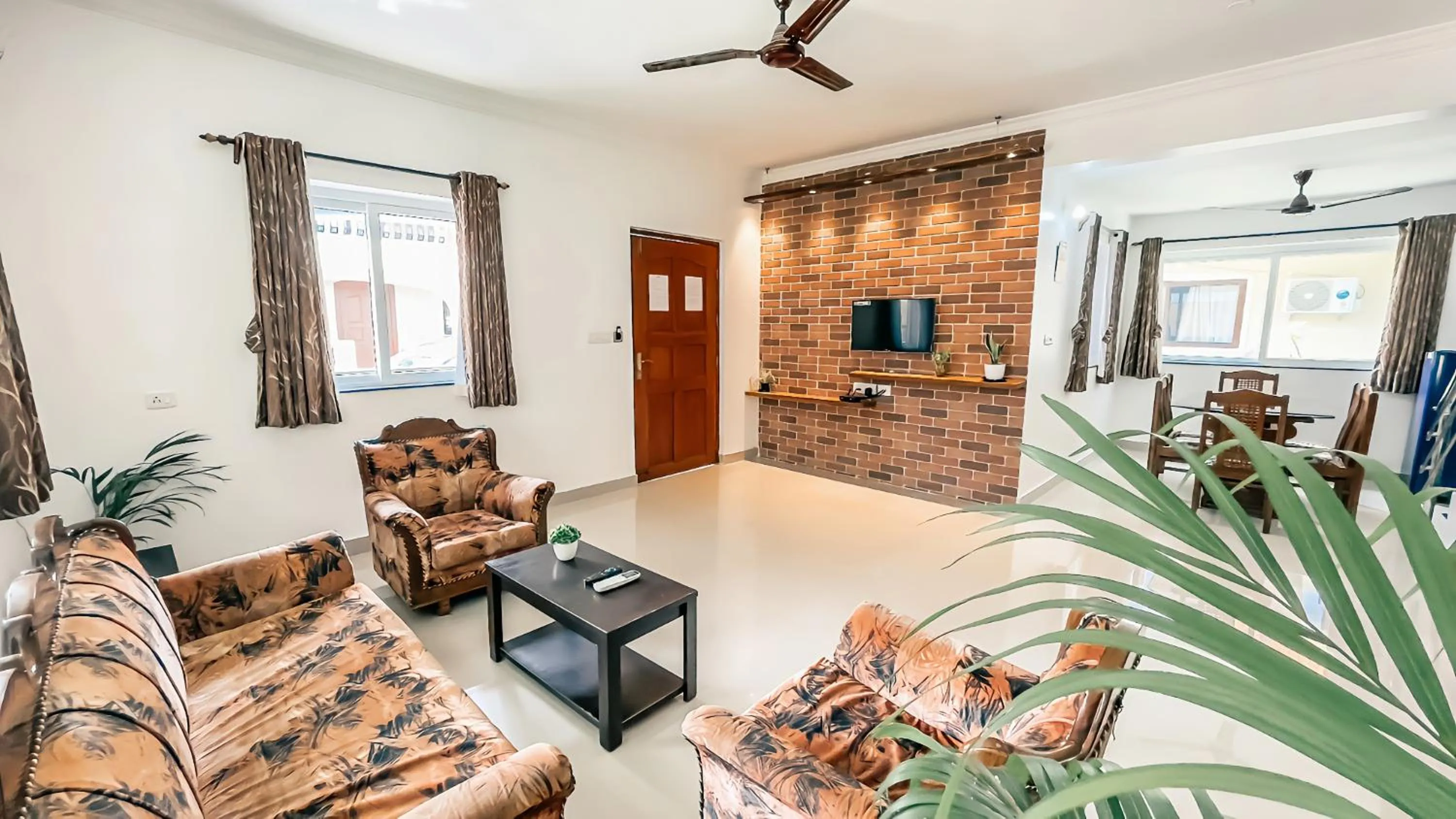 Superior Villa in Calvin's 3 BDR Villa