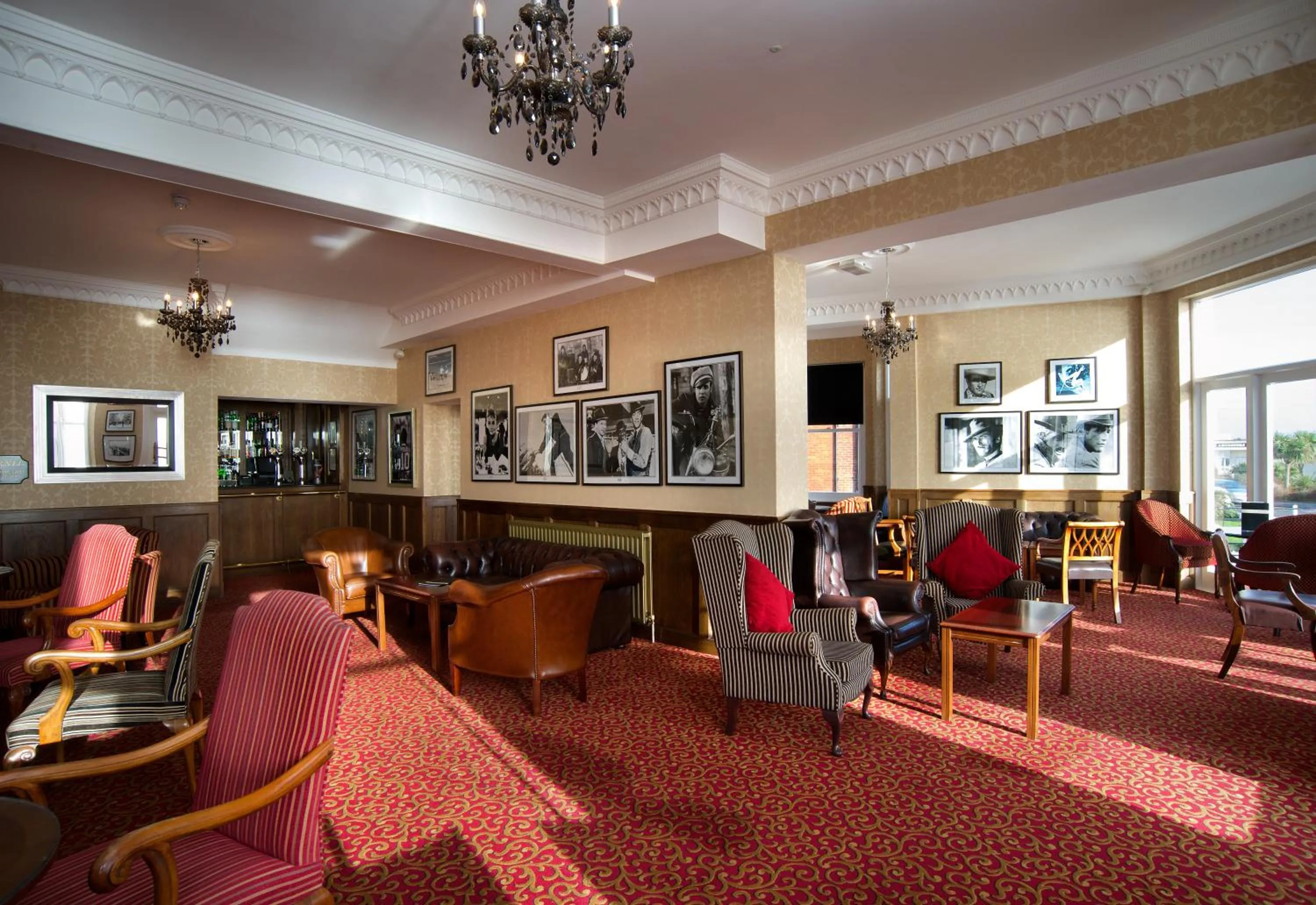 Lounge or bar in Langham Hotel Eastbourne
