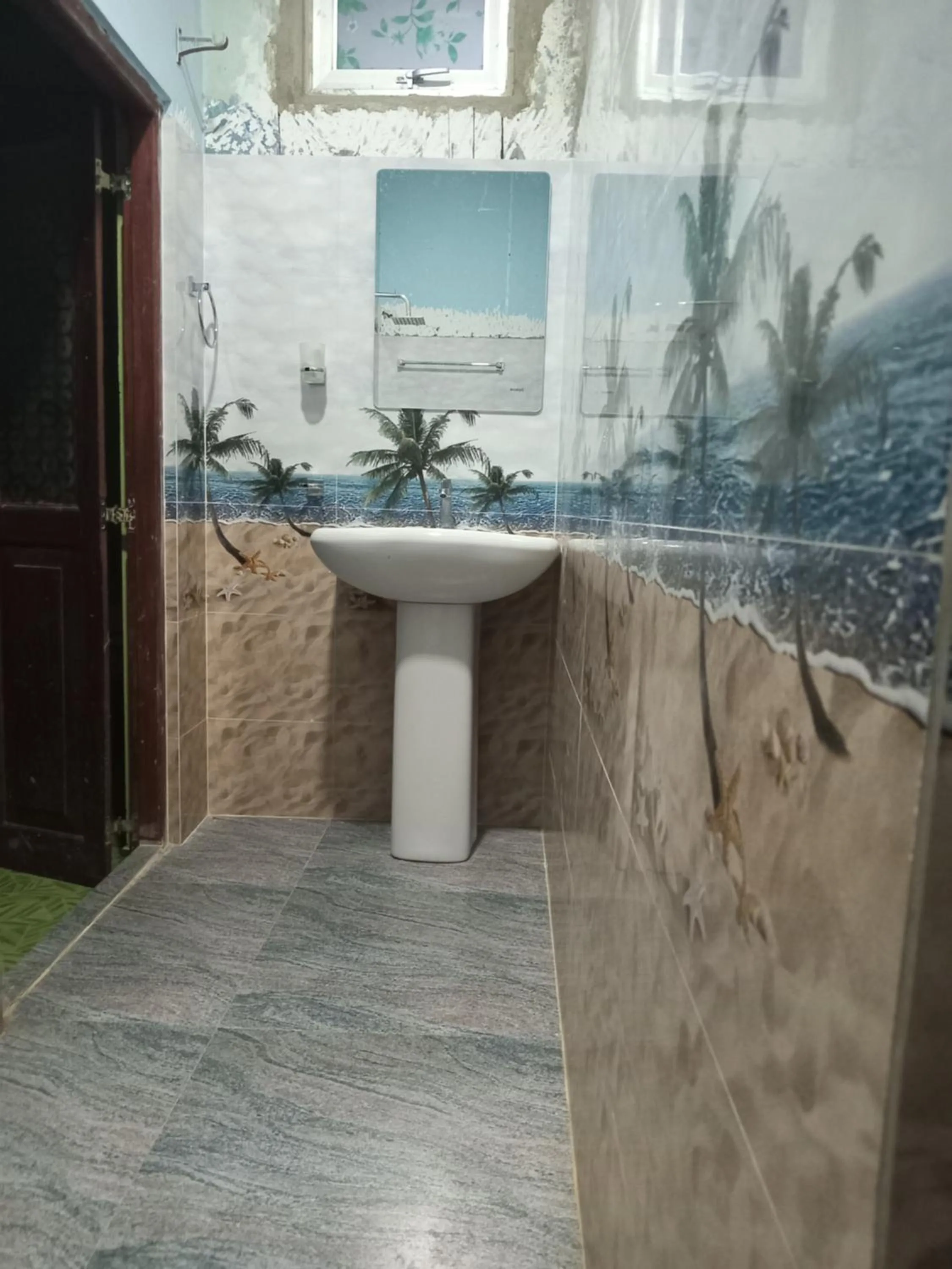 Bathroom in Galle Paradise Inn