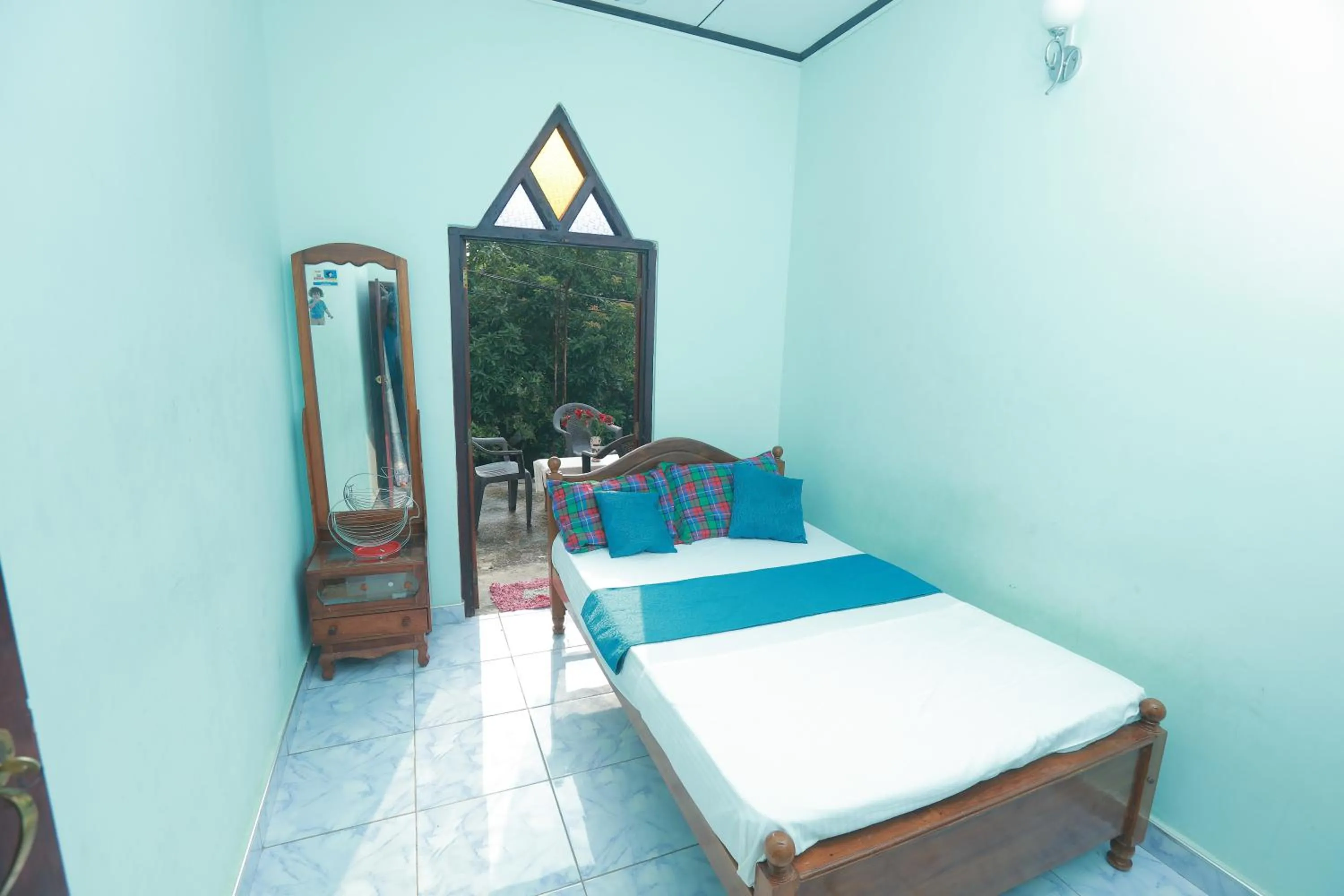 Bedroom, Bed in Galle Paradise Inn