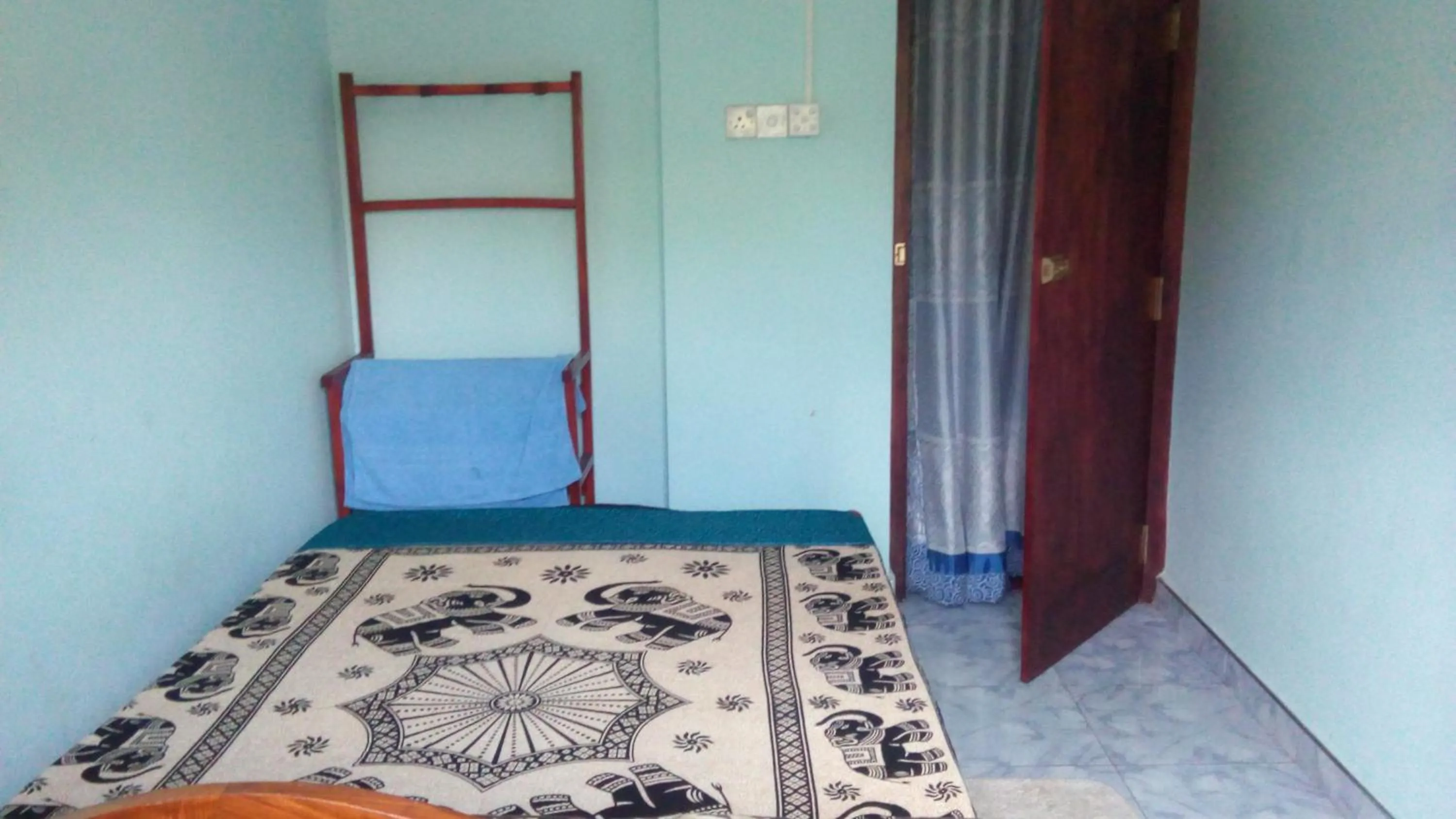 Bedroom, Bed in Galle Paradise Inn