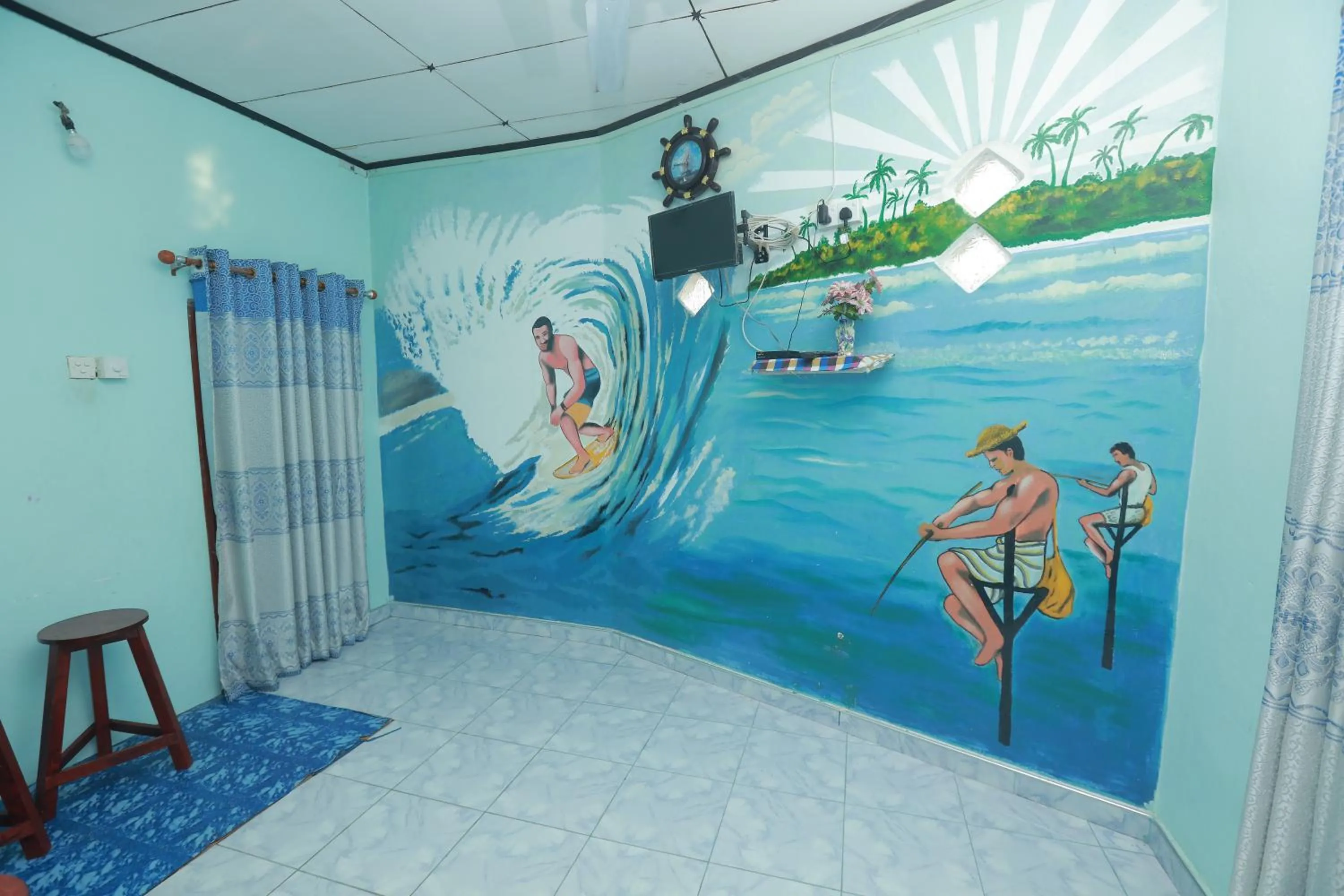 People in Galle Paradise Inn