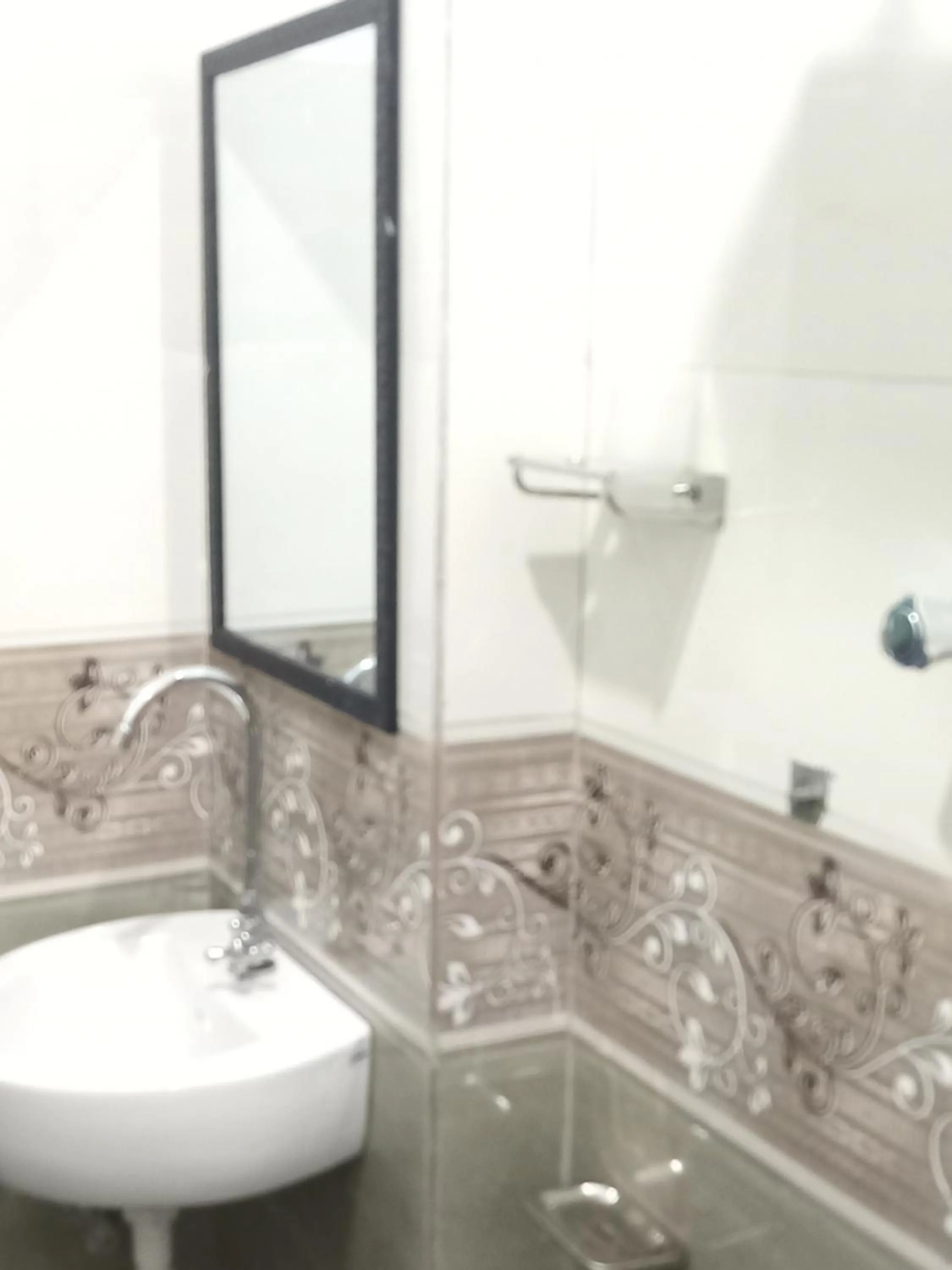 Bathroom in Galle Paradise Inn