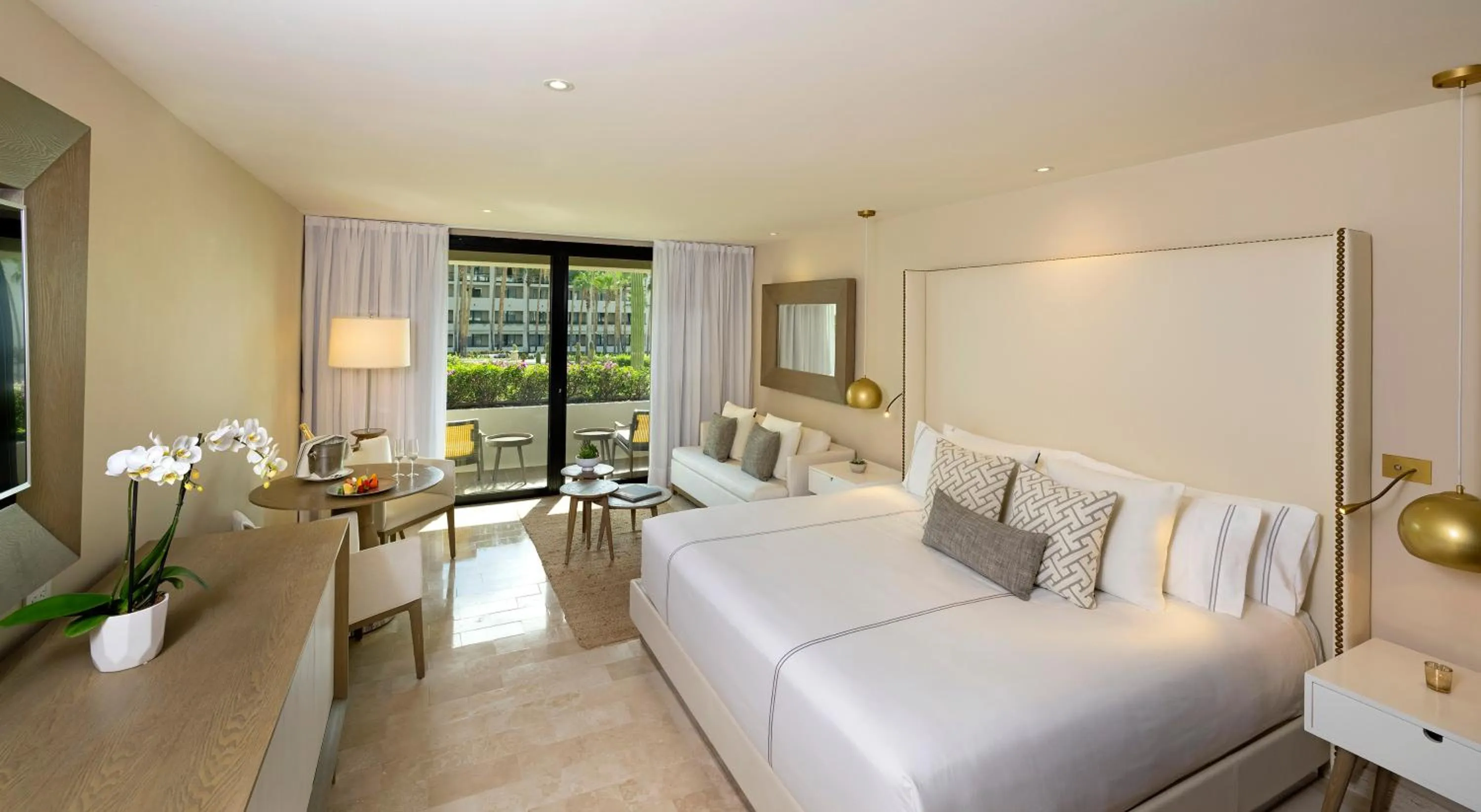 Bed in Paradisus Los Cabos - Adults Only - All Inclusive