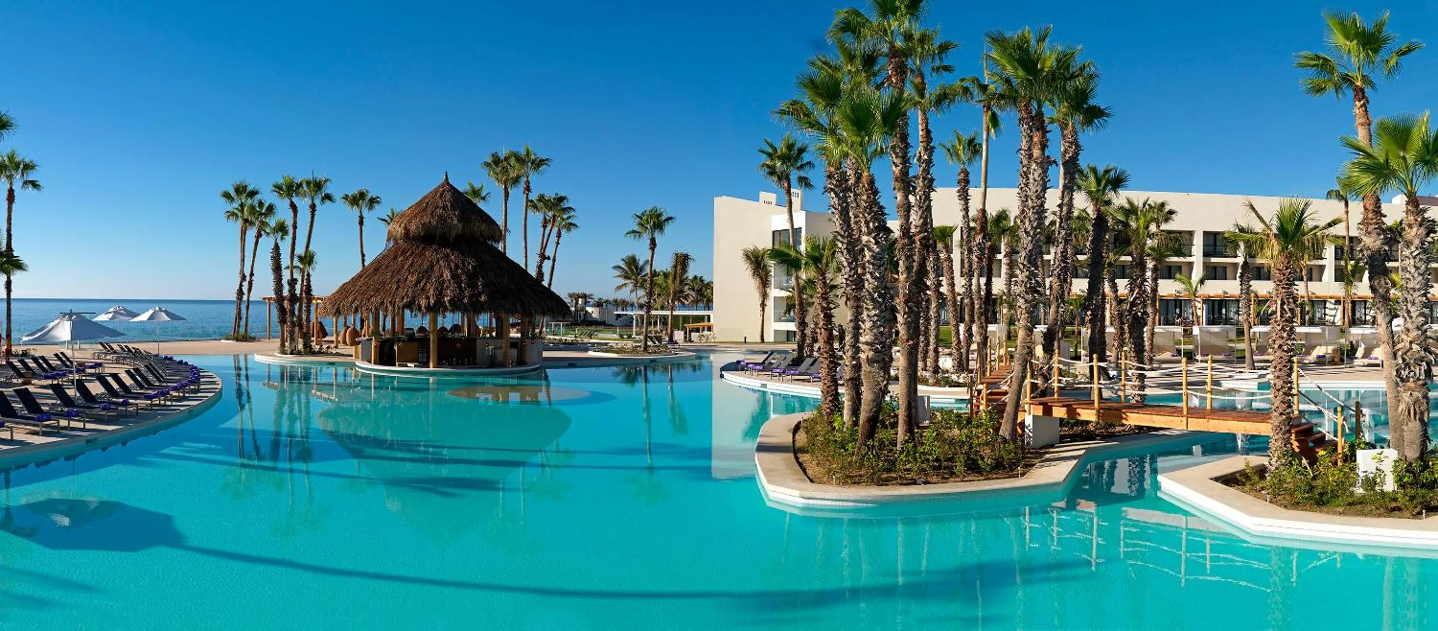 Swimming pool in Paradisus Los Cabos - Adults Only - All Inclusive