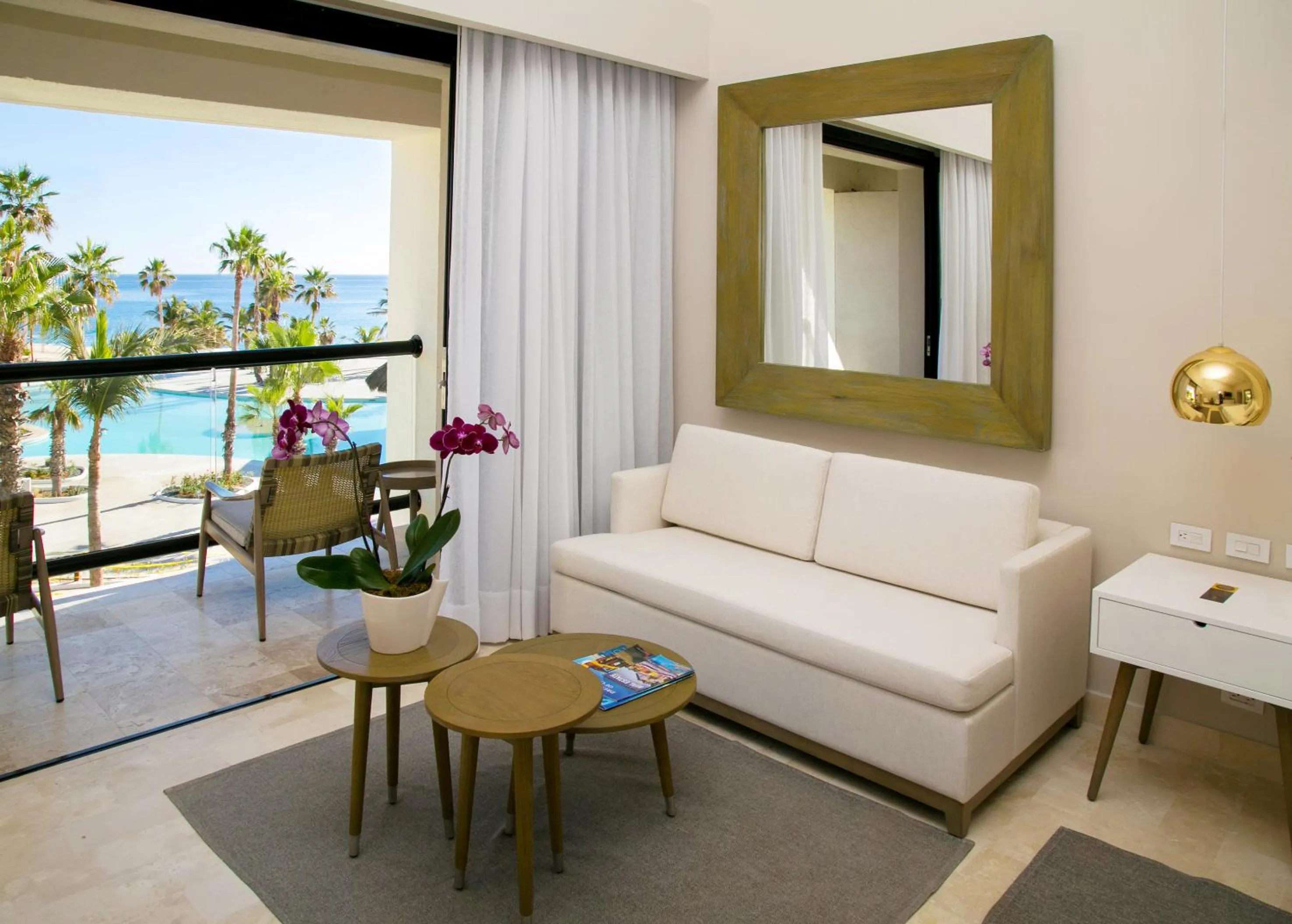 Bed in Paradisus Los Cabos - Adults Only - All Inclusive