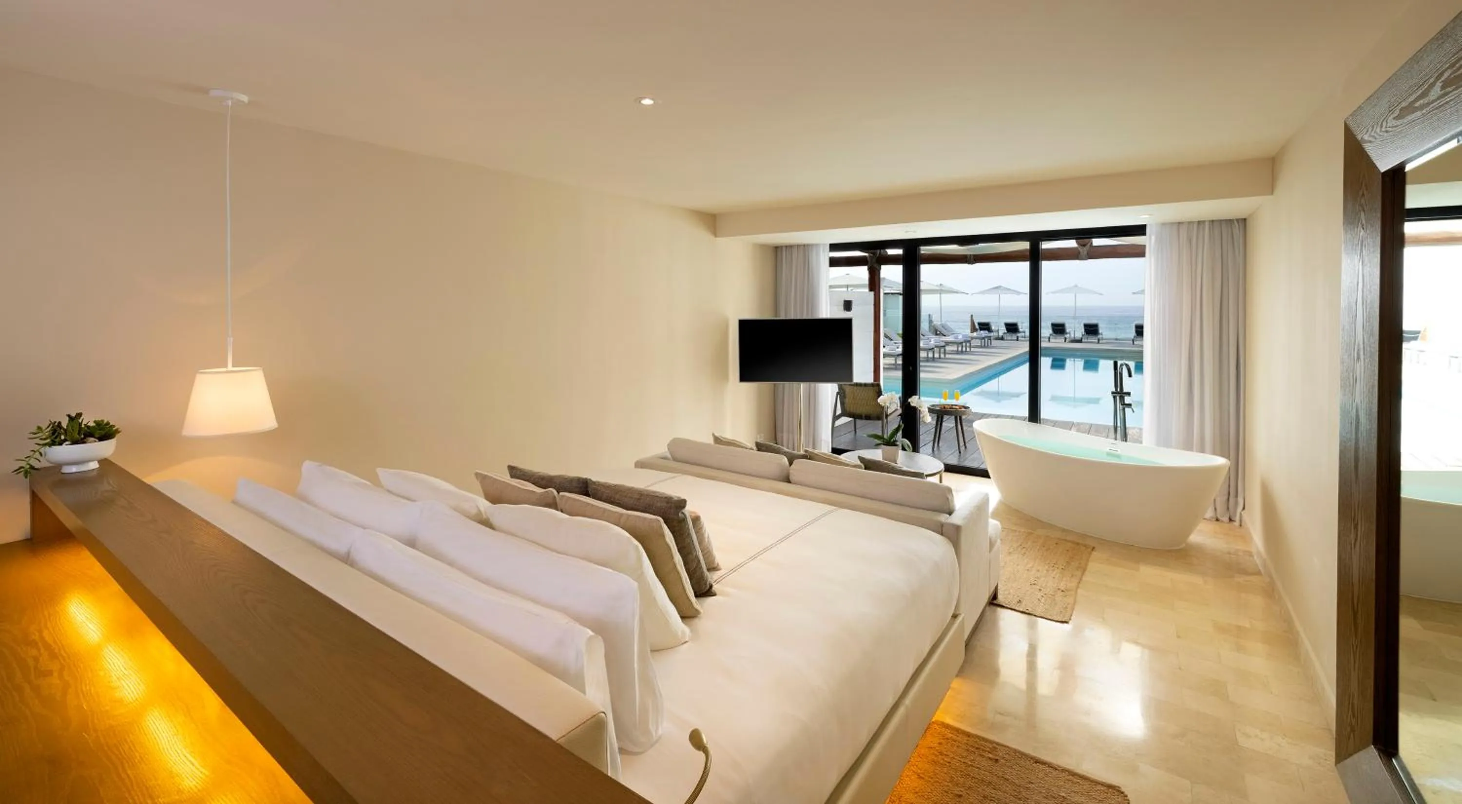 TV and multimedia, Bed in Paradisus Los Cabos - Adults Only - All Inclusive