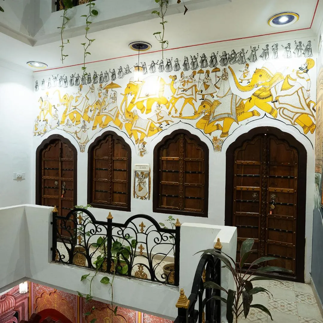 Decorative detail in Stamps By Eight Continents, Pushkar