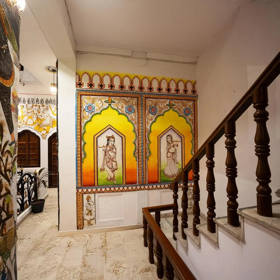 Decorative detail in Stamps By Eight Continents, Pushkar