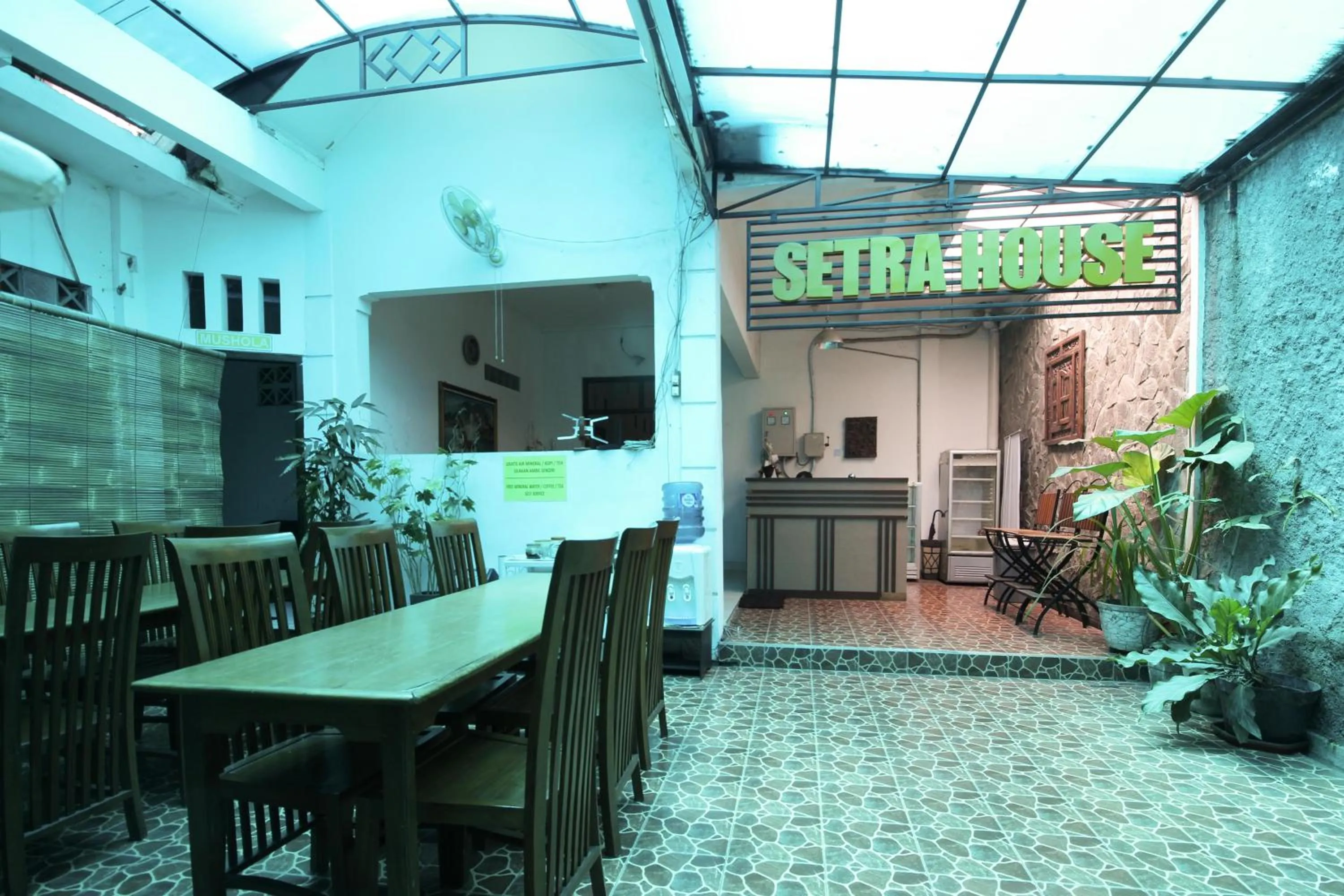 Property building in RedDoorz @ Seturan Raya